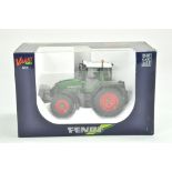 Universal Hobbies 1/32 Farm issue comprising Fendt 818 Vario Tractor. Excellent, secured in dealer