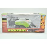 Universal Hobbies 1/32 Farm issue comprising Claas Quadrant 3300 Baler - Rickerby Show Model Limited