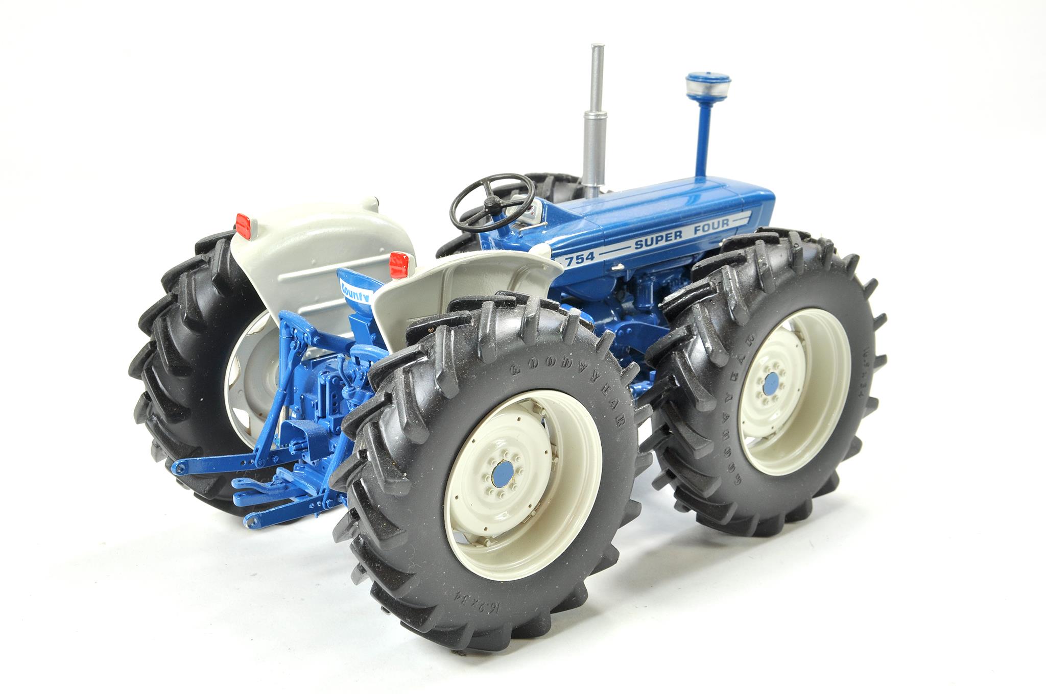 DBP Model Tractors 1/16 Farm Issue comprising County 754 Super Four Tractor. Appears excellent, - Image 3 of 4