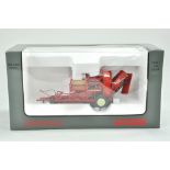 Universal Hobbies 1/32 Farm issue comprising Grimme Universal Vintage Potato Harvester. Excellent,