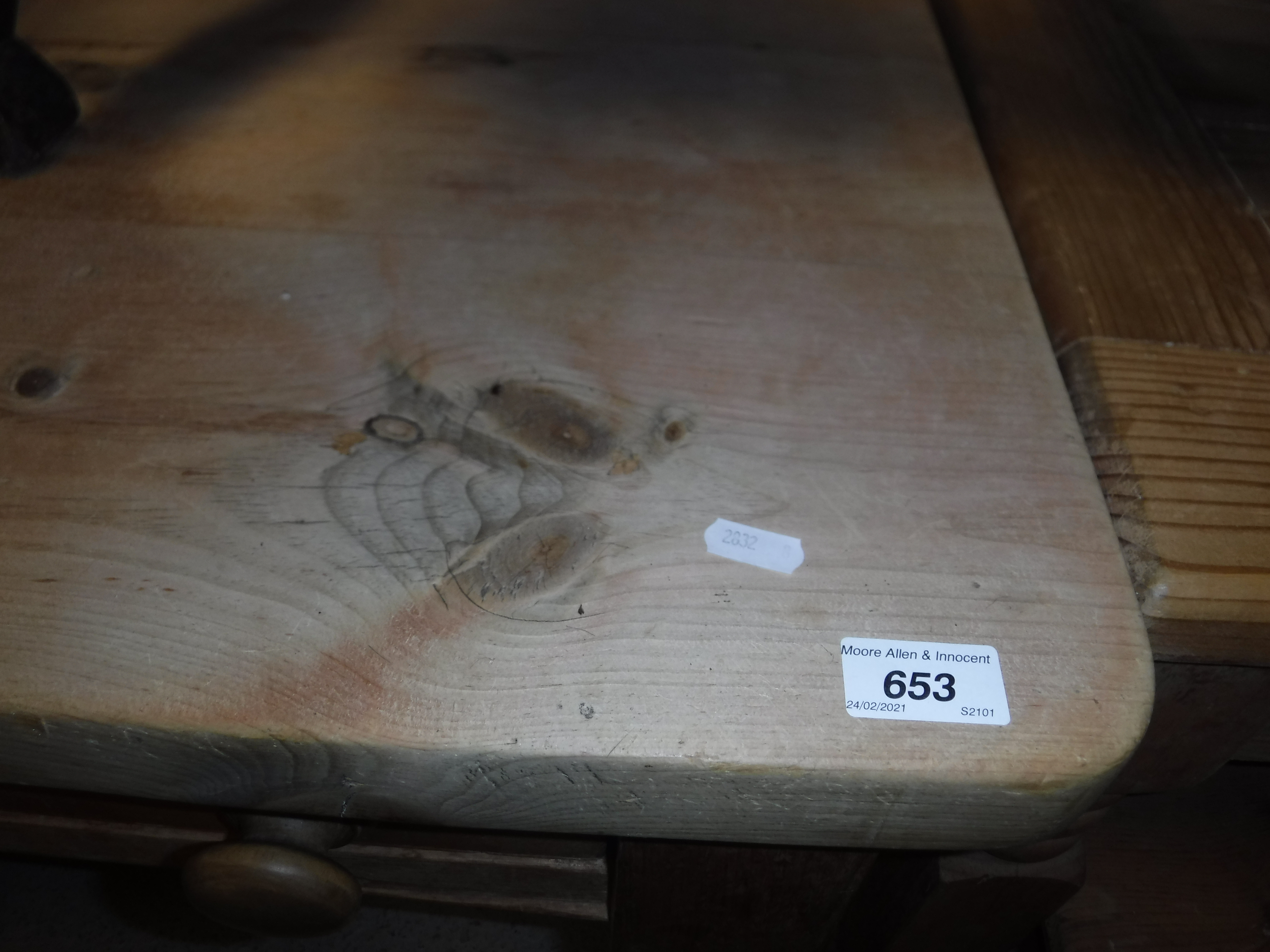 A circa 1900 pine farmhouse kitchen table with scrubbed plank top over two drawers, - Image 2 of 8