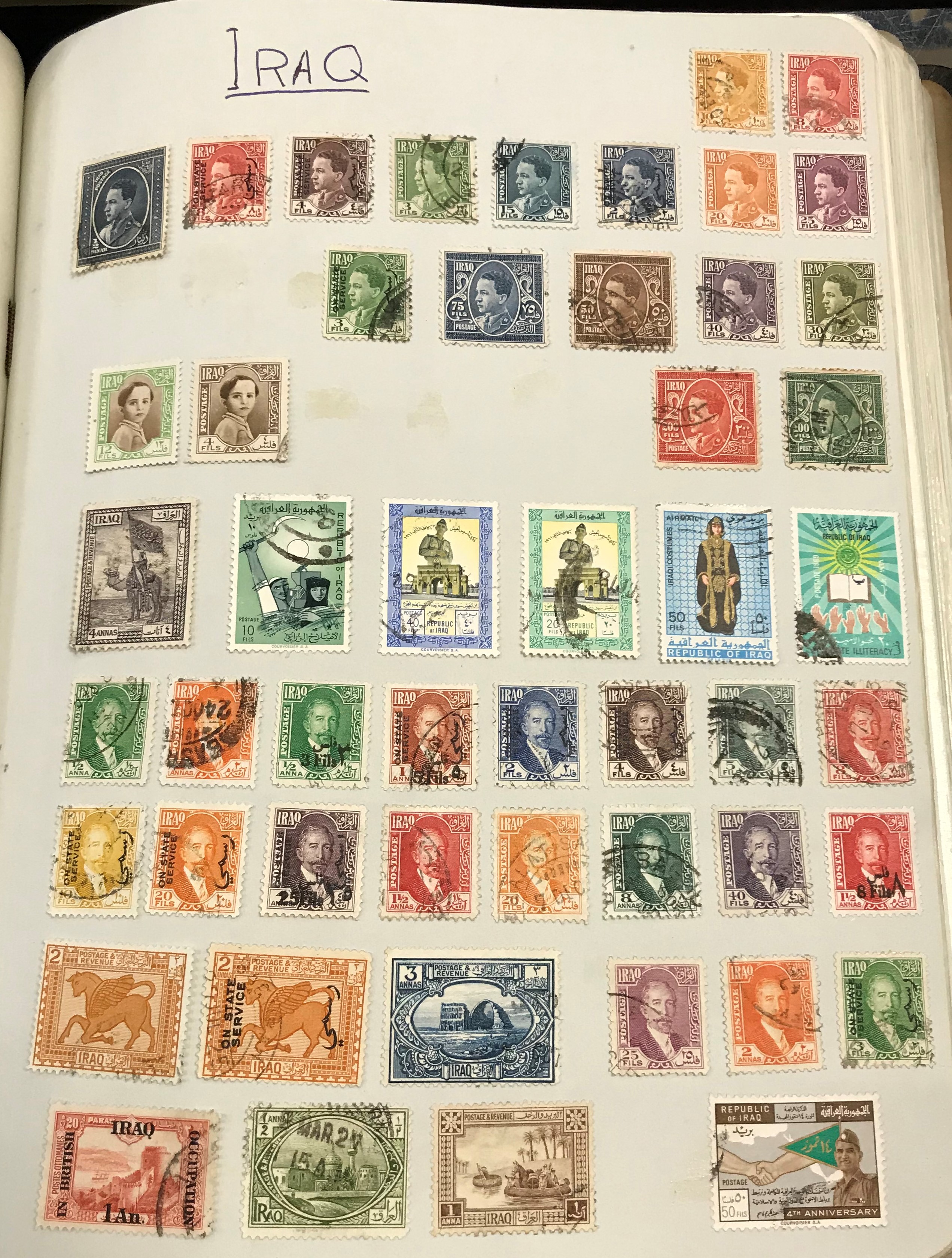 A large and extensive collection of British and World stamps housed in twelve hard twin-lock - Image 49 of 100