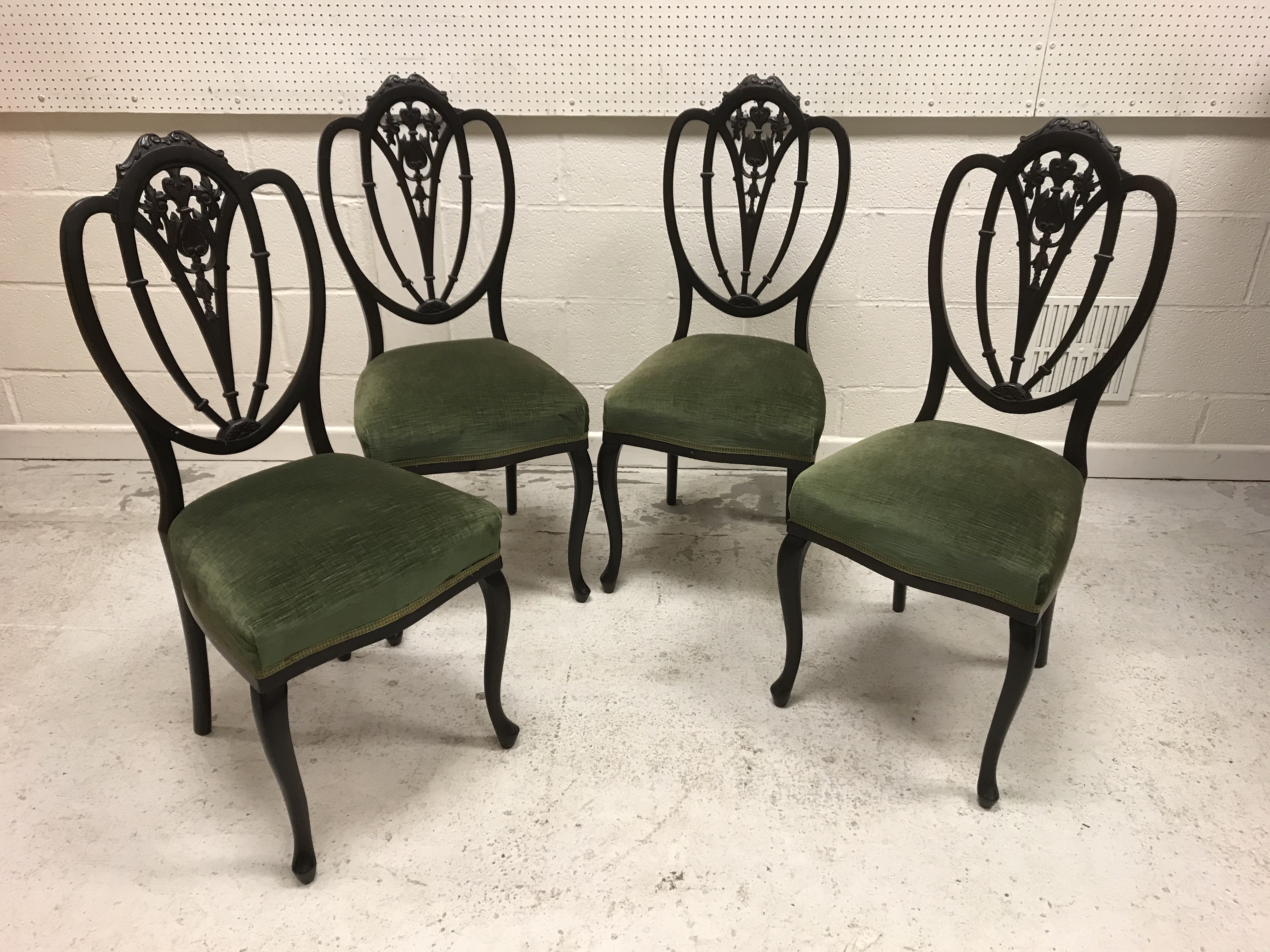 An Edwardian mahogany seven piece salon suite comprising two seat sofa, 123 cm wide, - Image 3 of 3