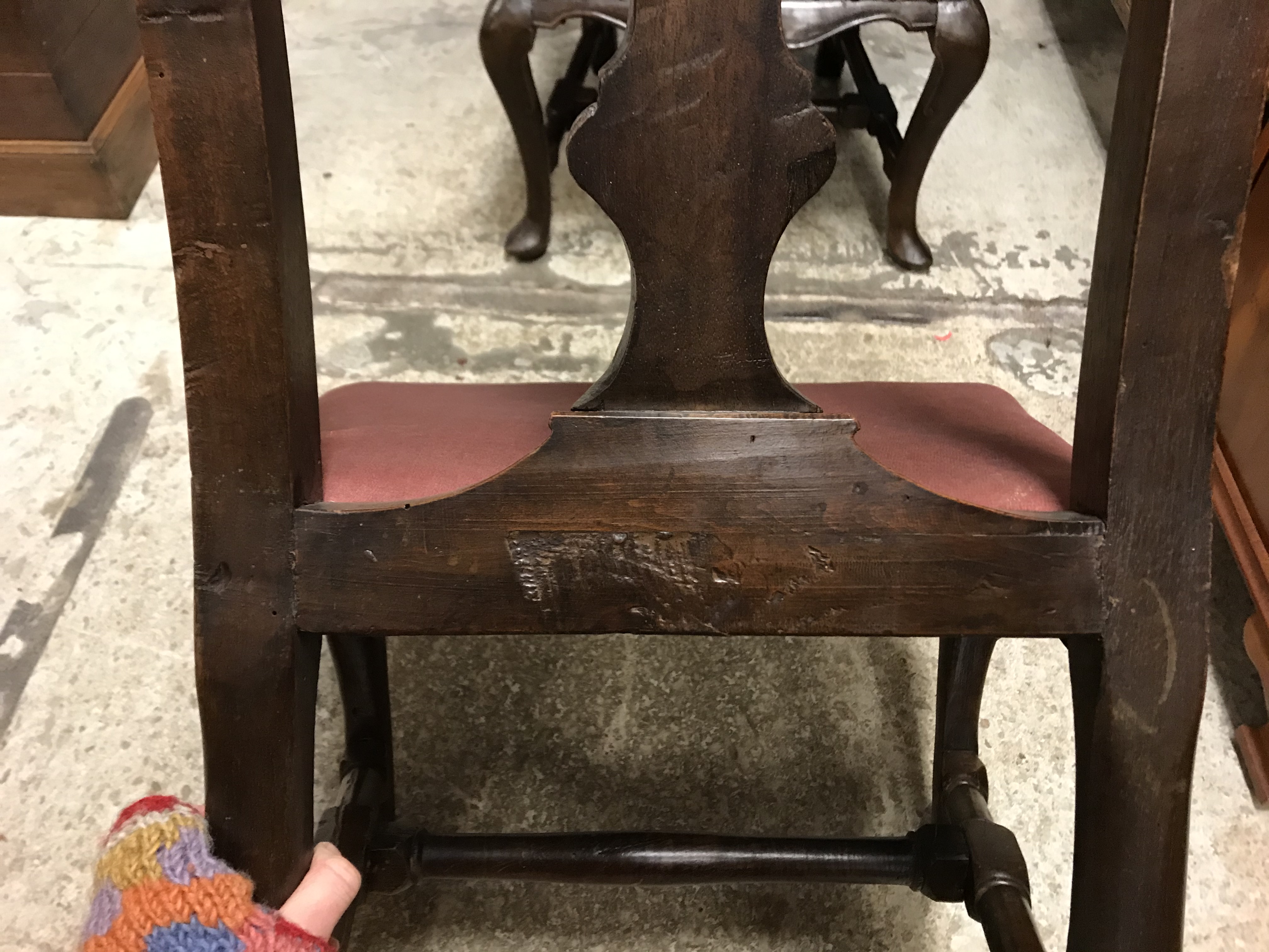 A pair of 18th Century walnut framed low chairs with scroll carved top rail and vase shaped back - Image 15 of 51