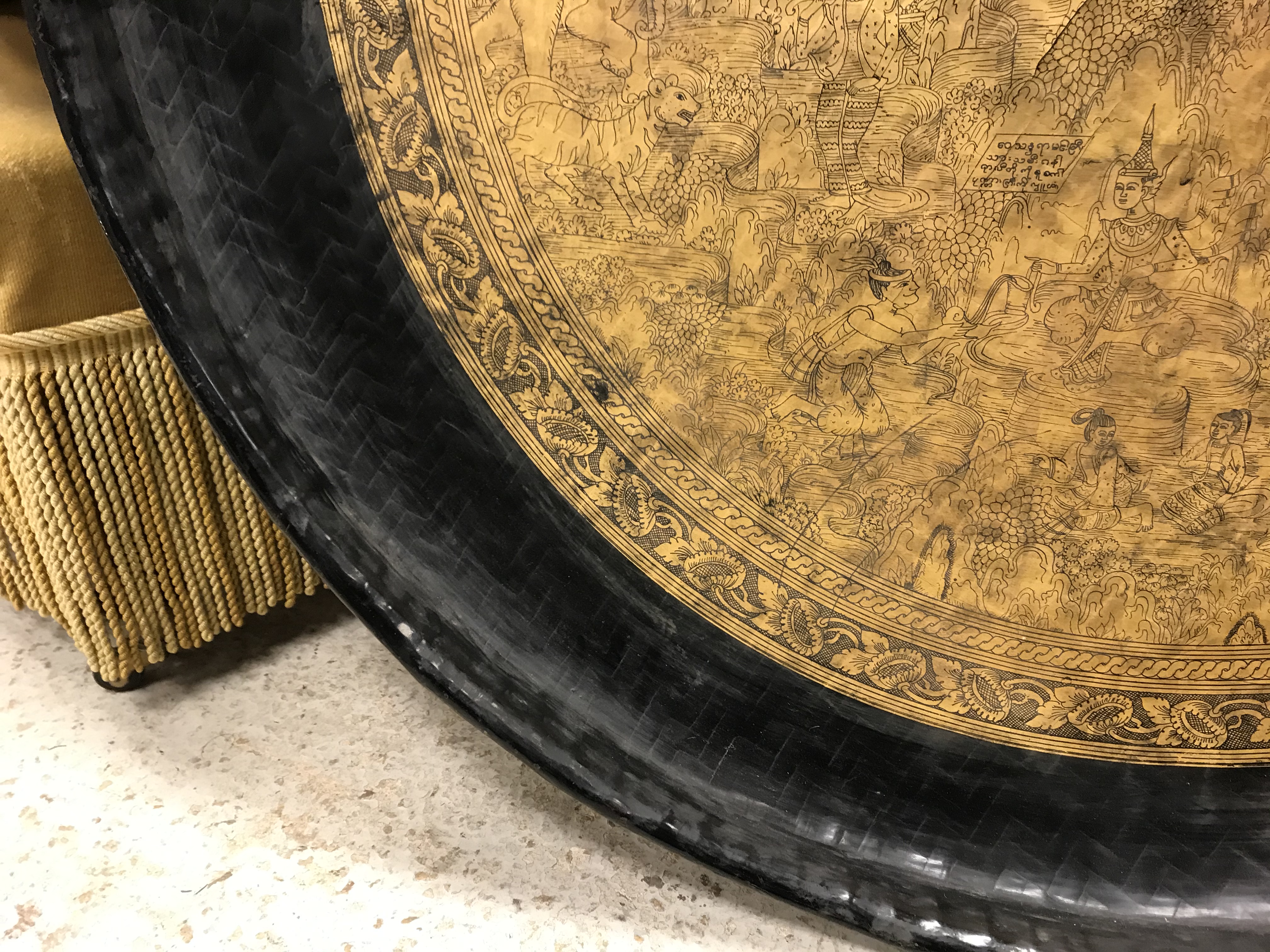 A modern Indonesian circular lacquered and gilt-decorated raffia tray of large proportions, - Image 15 of 18