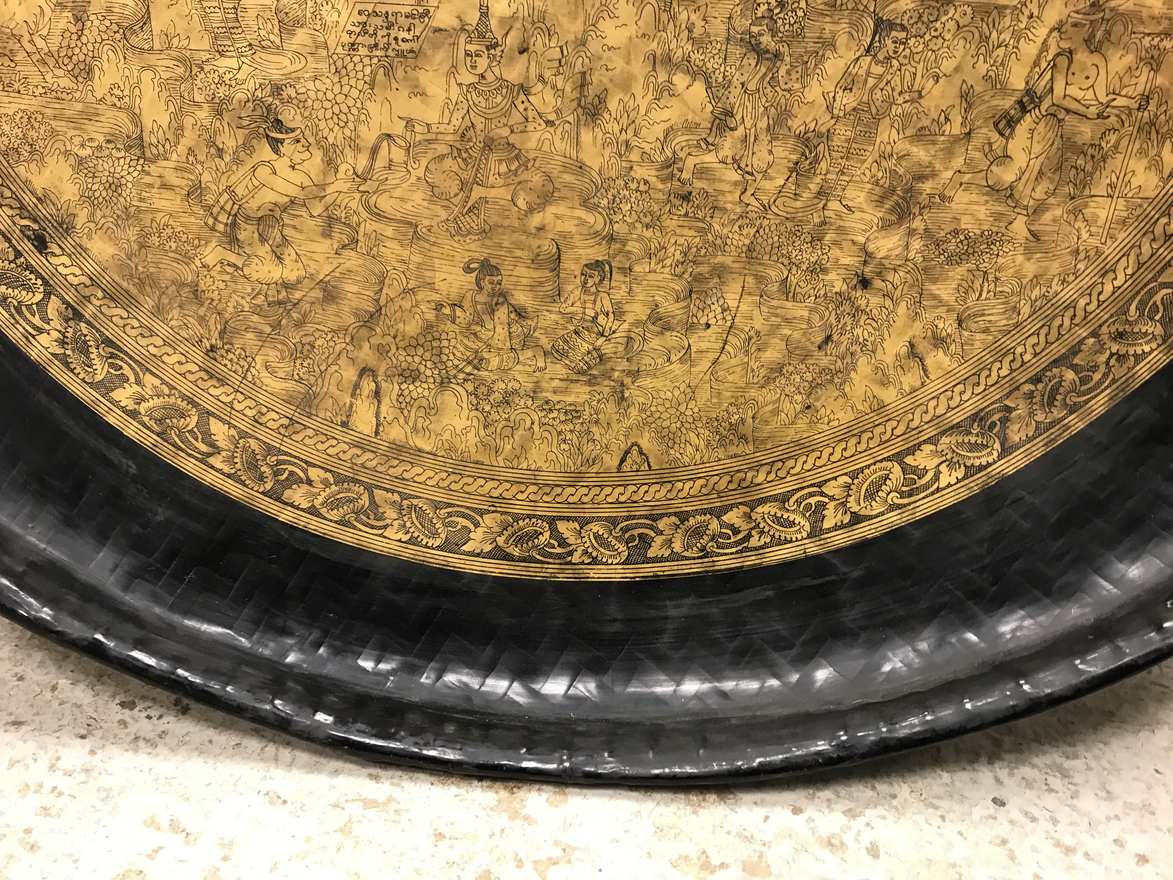A modern Indonesian circular lacquered and gilt-decorated raffia tray of large proportions, - Image 14 of 18