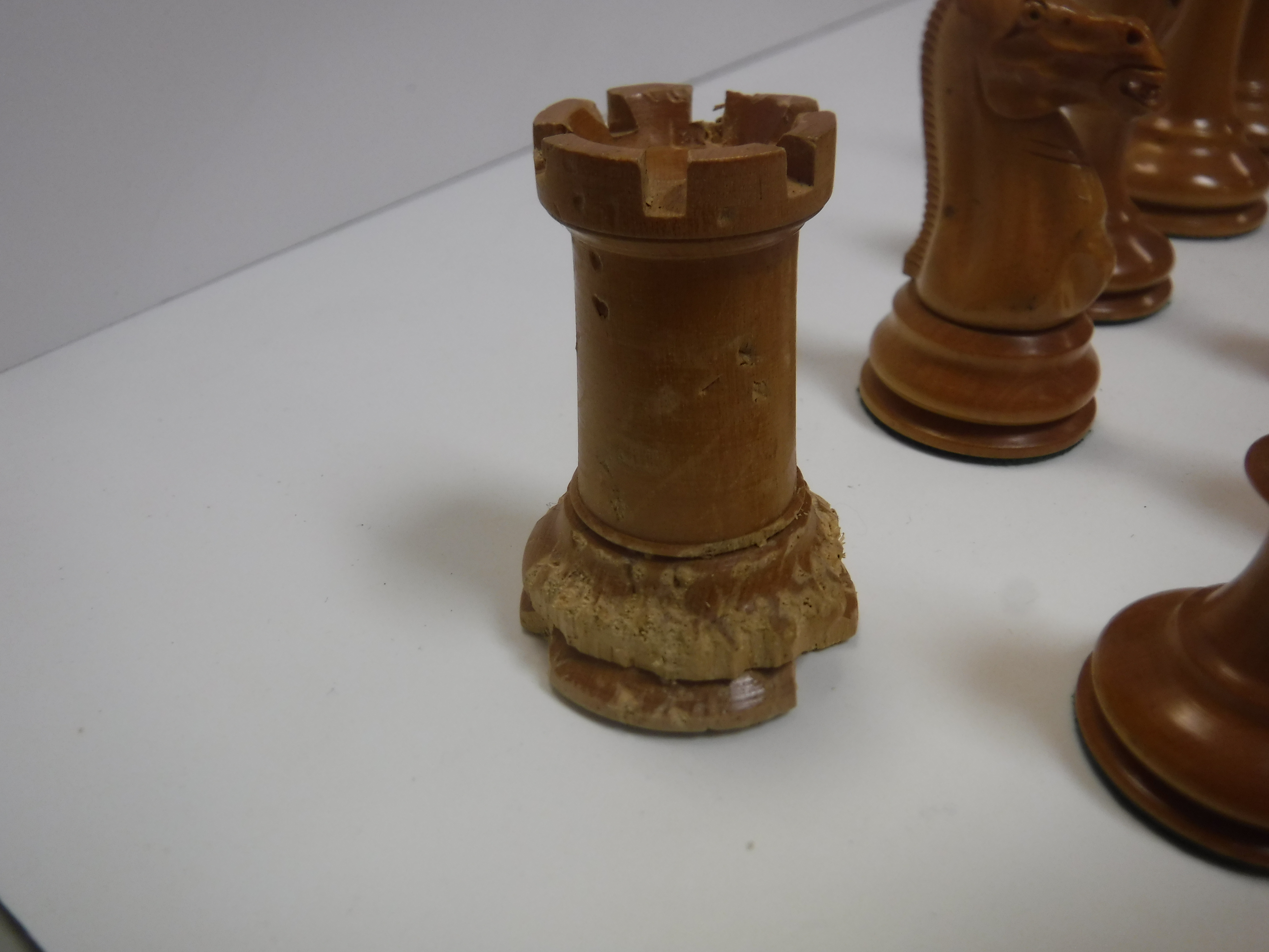 A Staunton chess set by Jacques & Son of London in boxwood and ebonised form (one rook with dog - Image 4 of 25