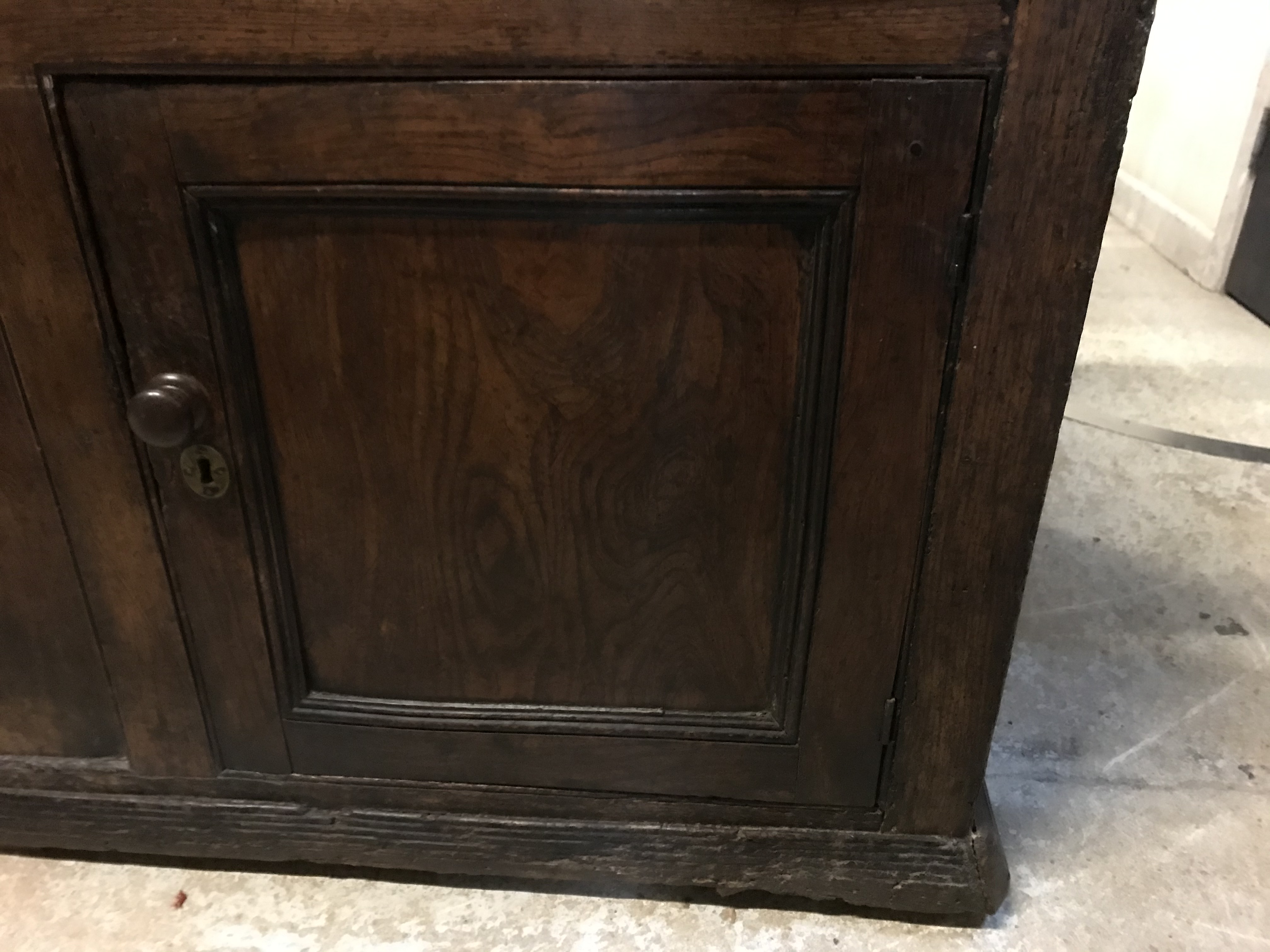 An 18th Century oak and elm dresser, - Image 14 of 34