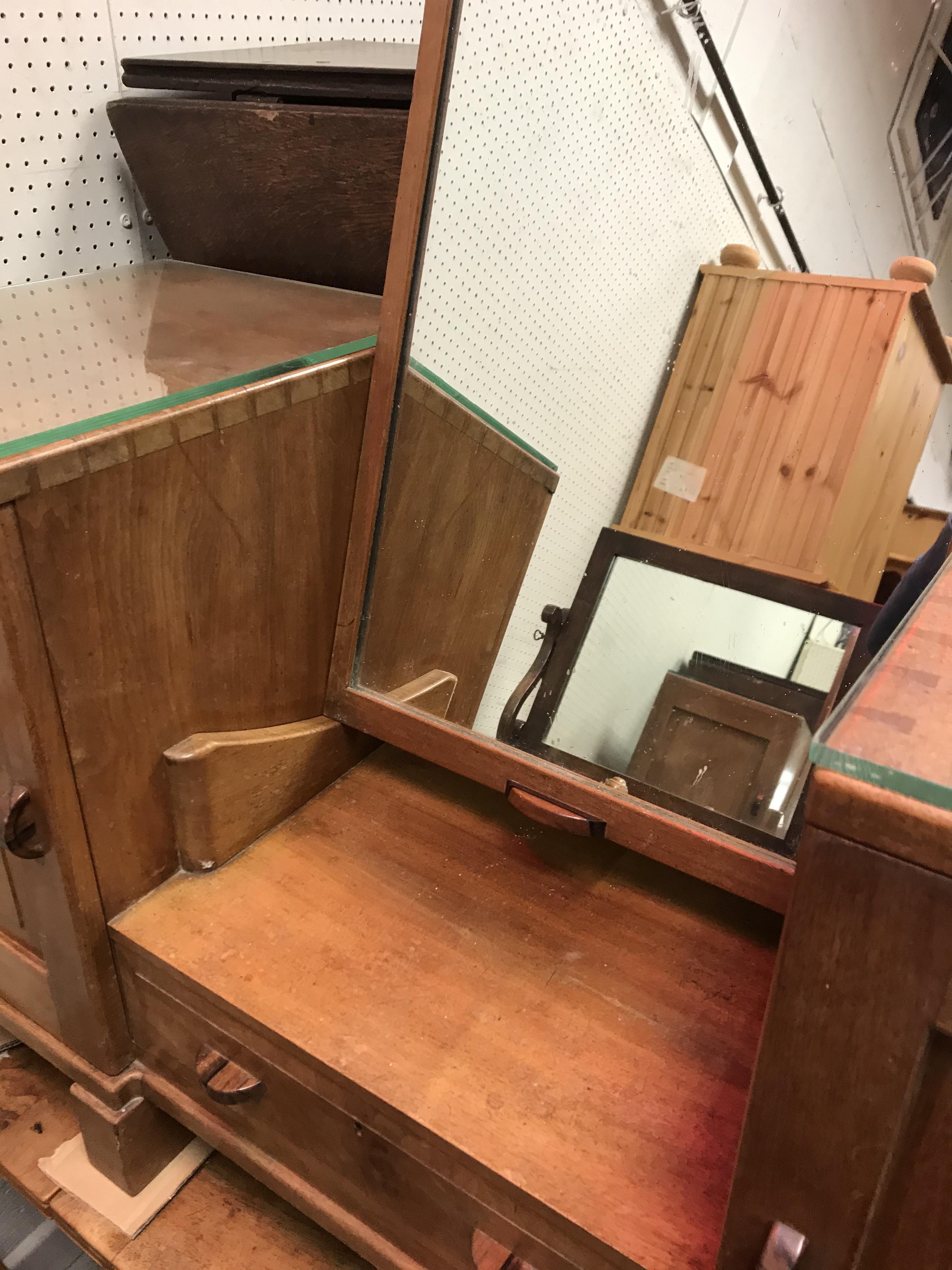 An early to mid 20th Century Cotswold School Arts & Crafts walnut dressing table, - Image 16 of 30