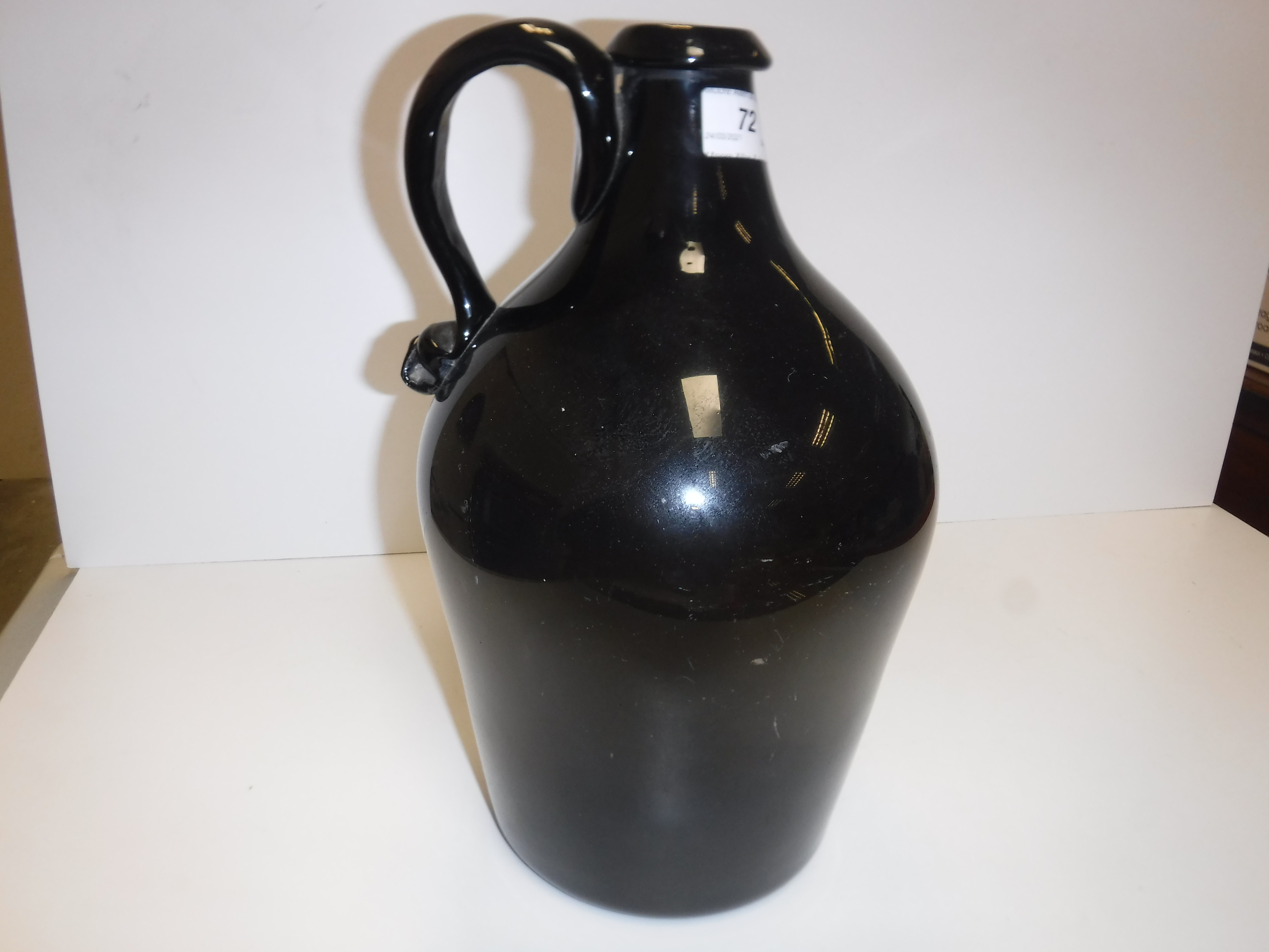A Georgian green glass flagon with seal mark "John Ridler" dated 1810, - Image 3 of 21