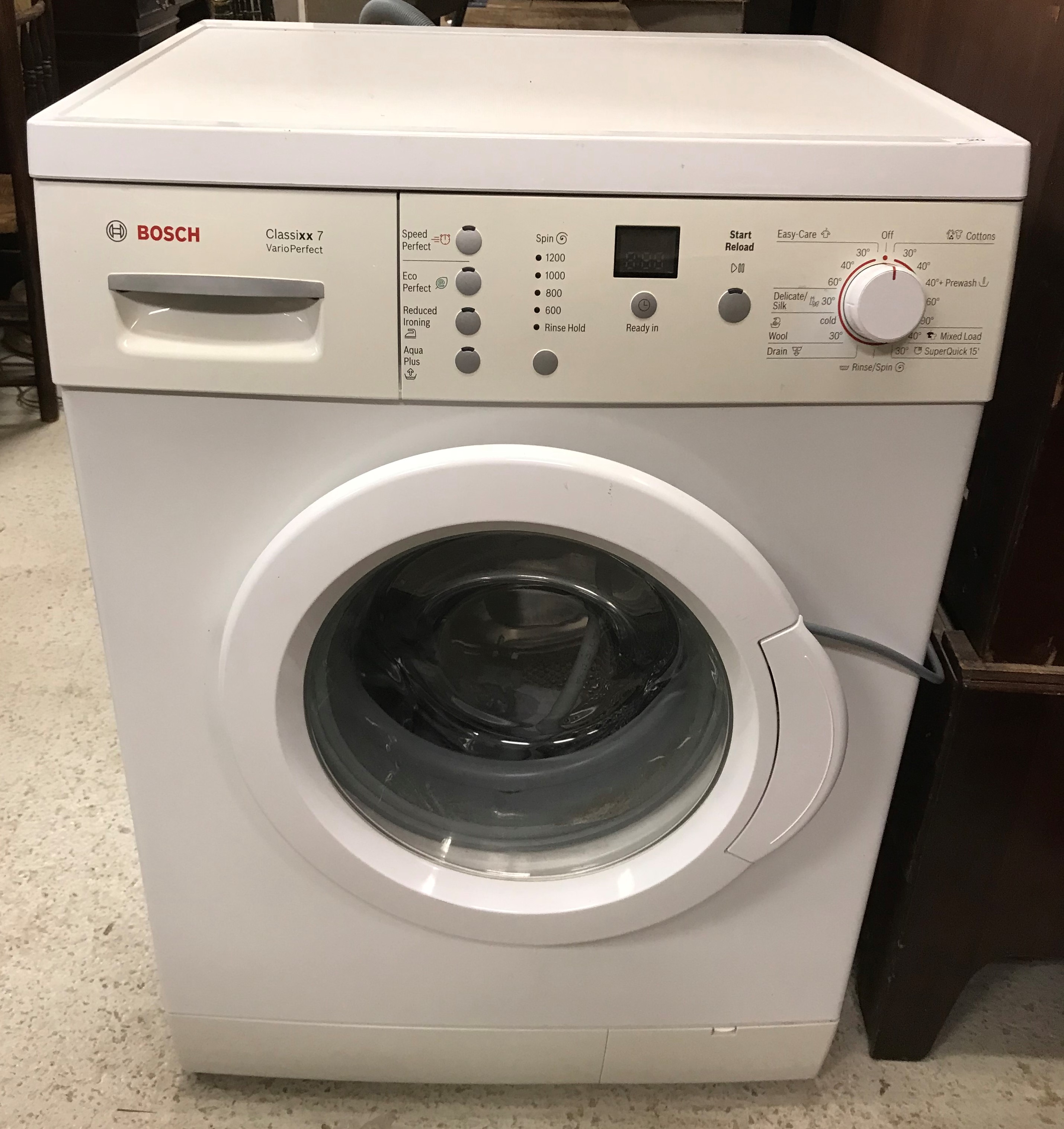 A Bosch Classixx 7 Vario Perfect washing machine CONDITION REPORTS Plastic on the