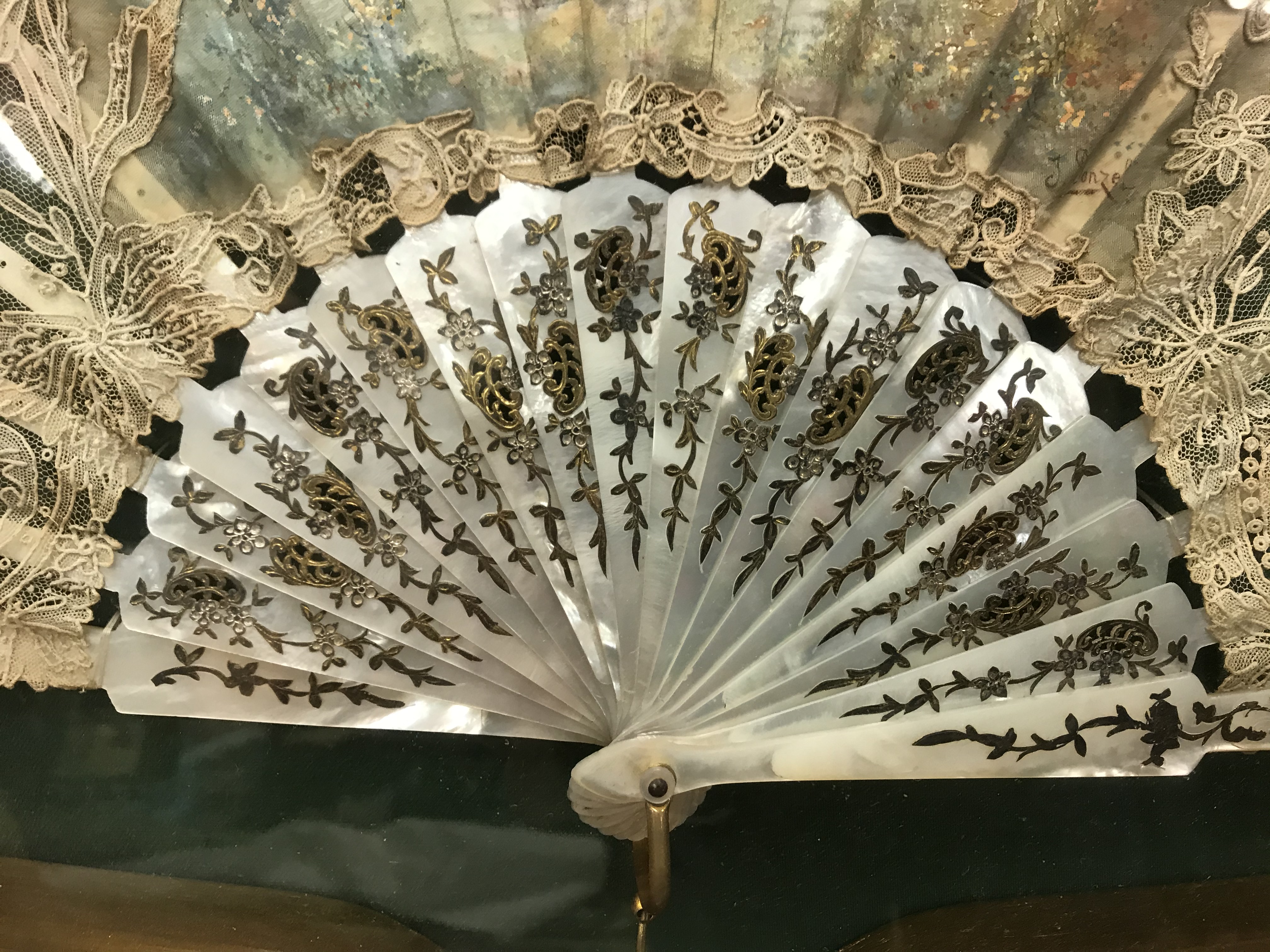 A late 19th Century J Donzel fan, - Image 19 of 20