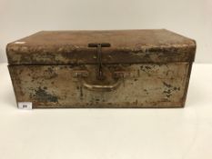 A vintage style painted metal suitcase 46 cm wide