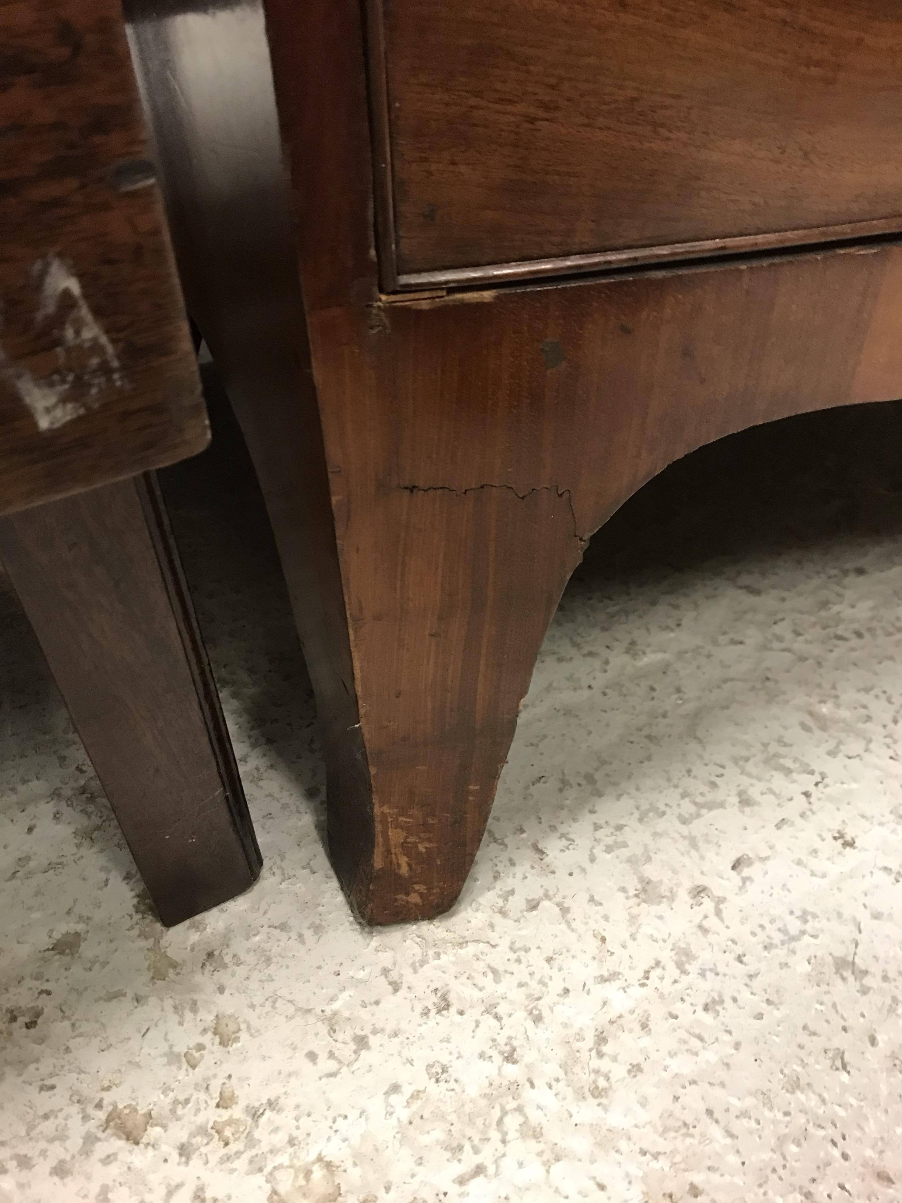 A 19th Century mahogany bow fronted chest, the plain top with rosewood and satinwood strung edging - Image 12 of 23