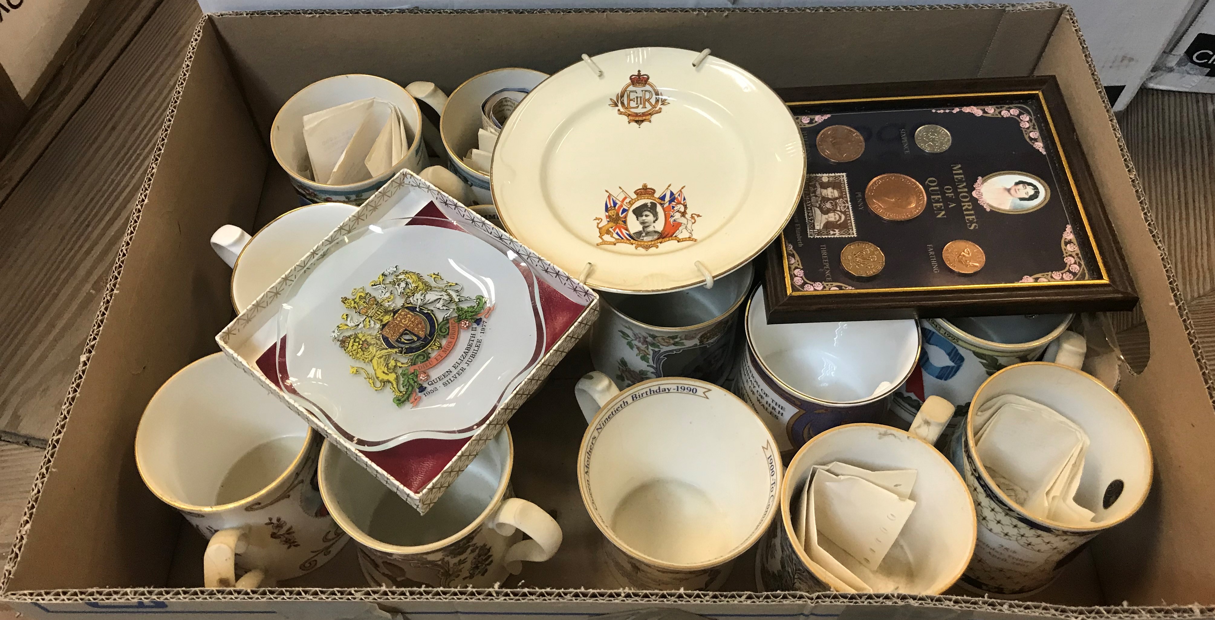 A large collection of approx 126 modern Royal Commemorative mugs