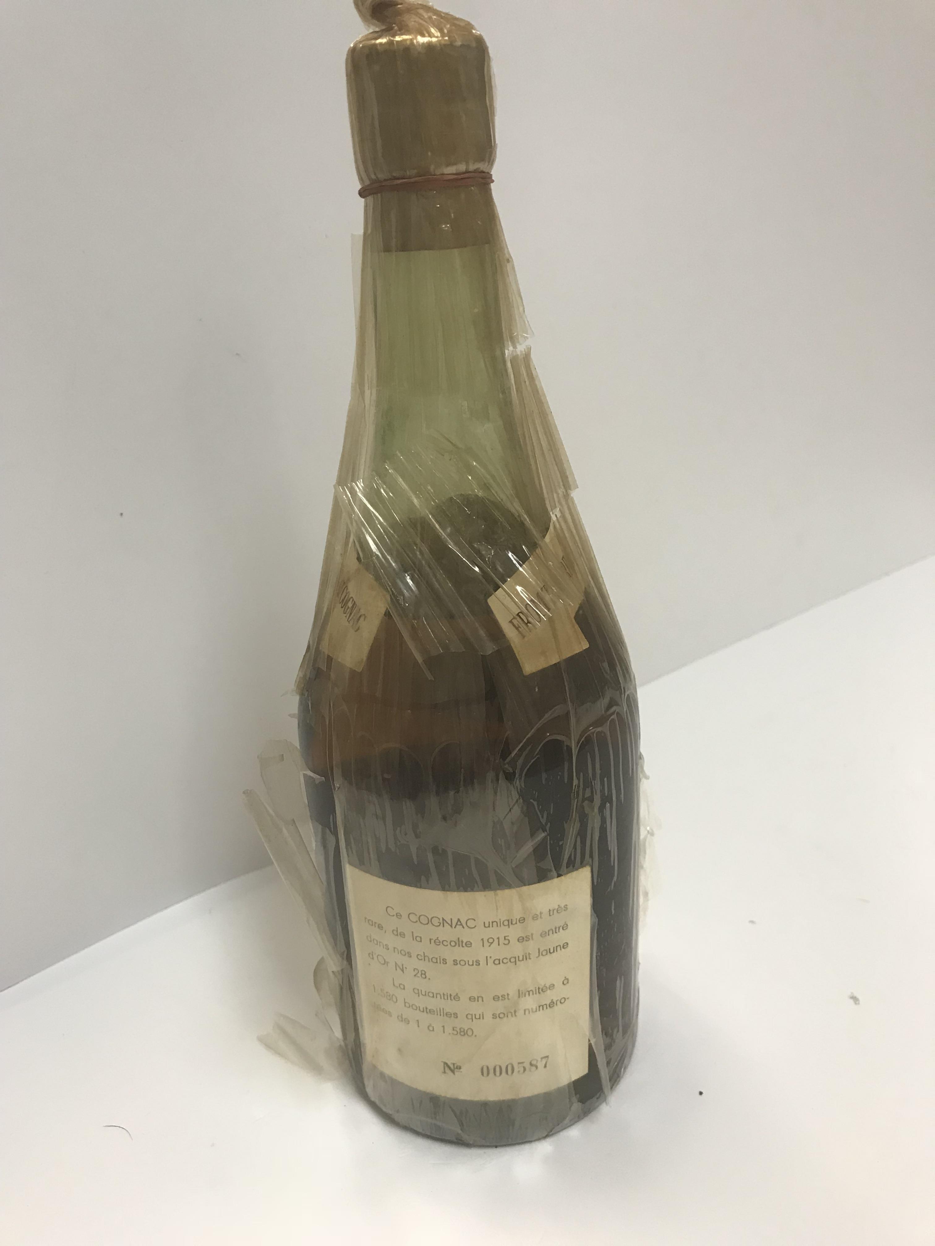 Le Cognac de la Maison Godet Vintage 1915 from the Private Collection of Messrs Godet Frères at - Image 5 of 14