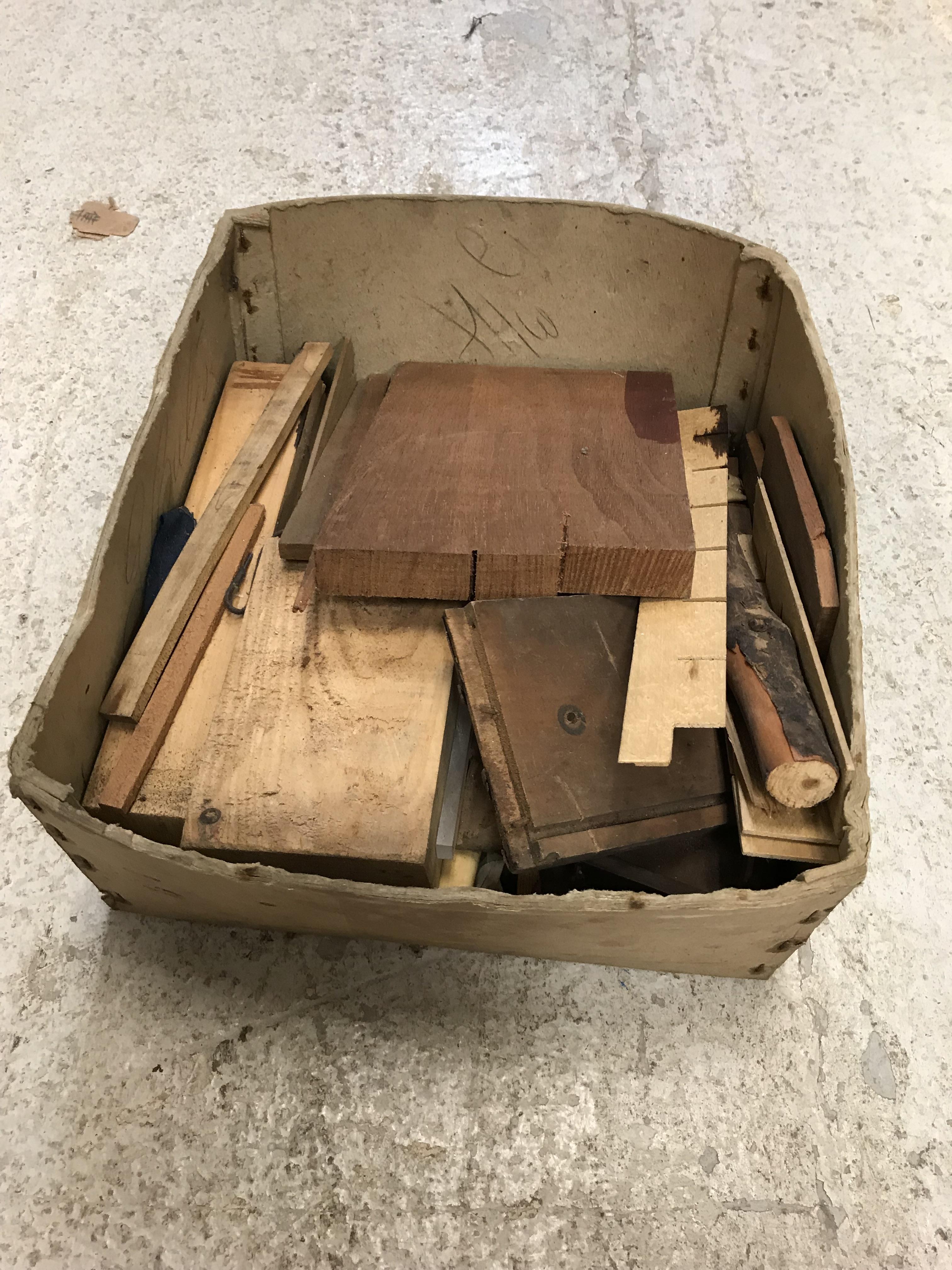 Five various crates/boxes of treen ware to include lead beaters, furniture feet and other - Image 4 of 5