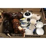 A box containing assorted Wedgwood and Royal Doulton, etc collectors' plates, two boxes of