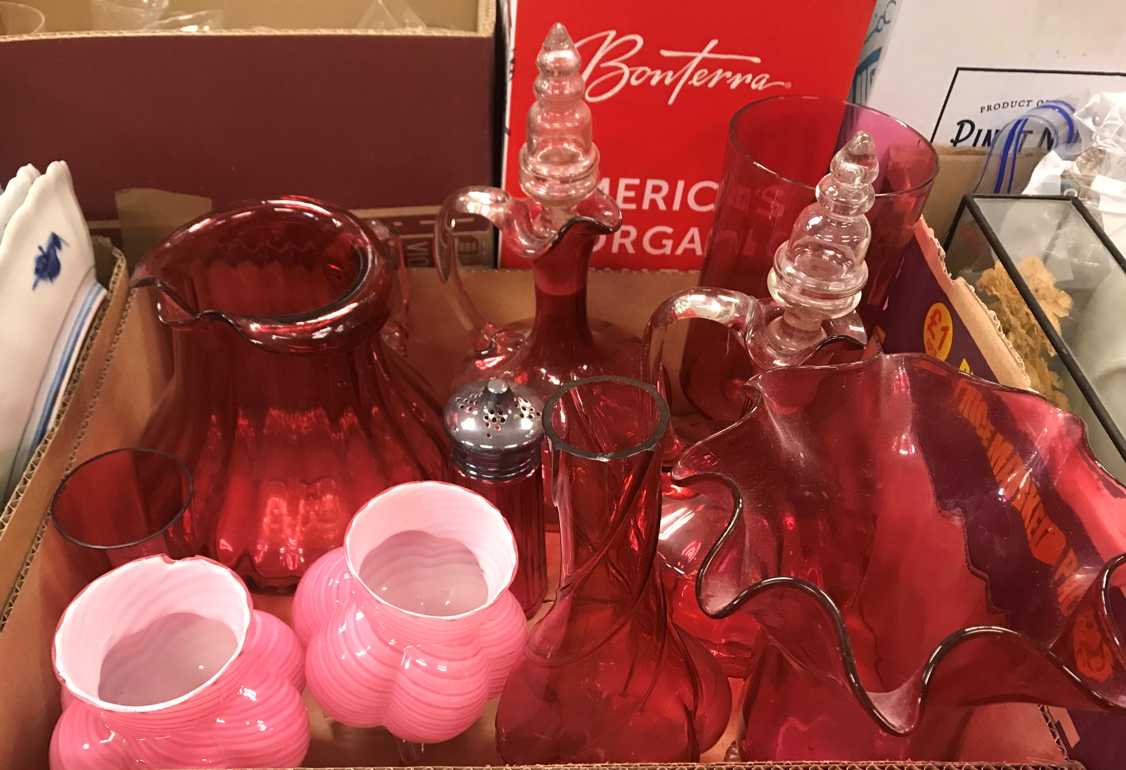 A collection of assorted cranberry glass to include Mary Gregory style decorated jug and two - Image 2 of 2