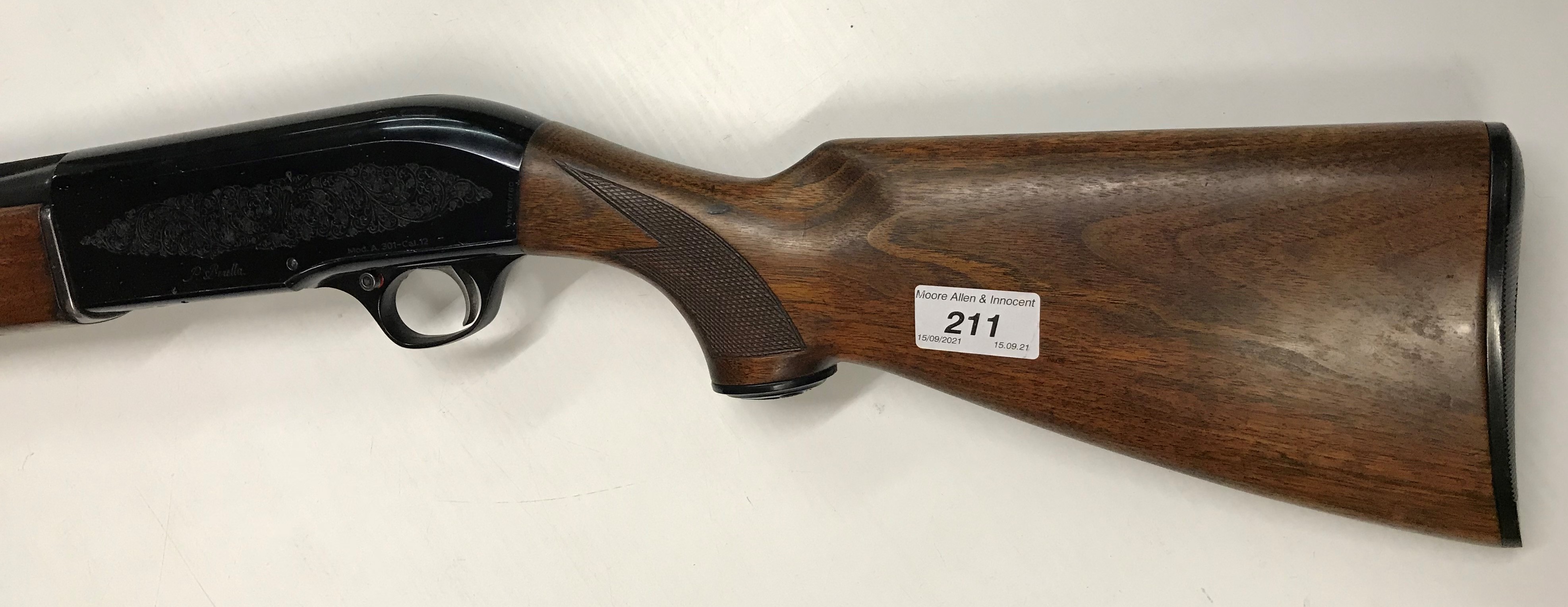 A Beretta Model A.301 12 bore shotgun, single barrel, 27.25" barrel (No. D07423E)(Requires