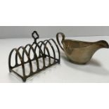 A Georgian silver six section toast rack of arched form (Birmingham 1937 by Adie Brothers) 9 cm