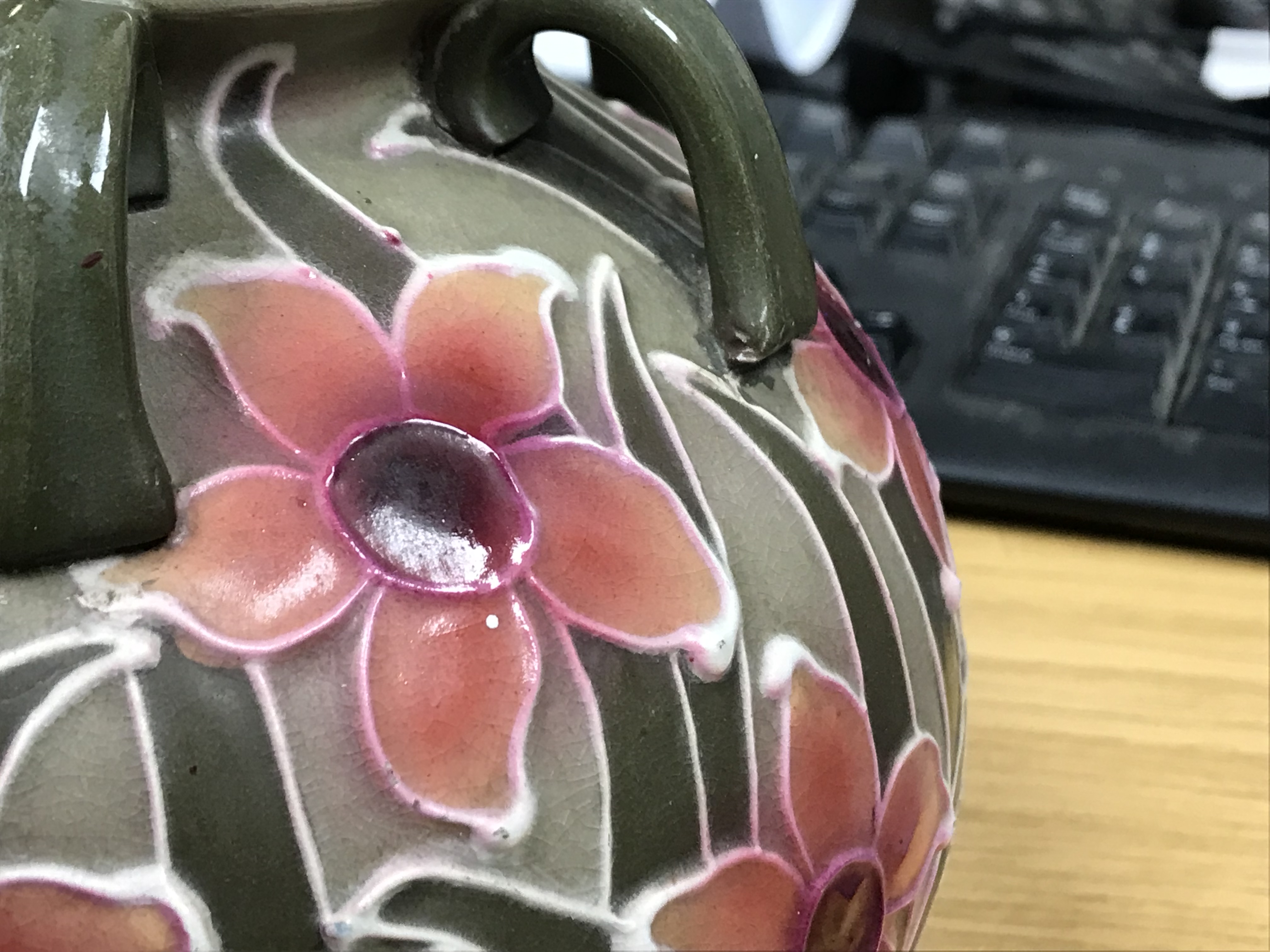 A Royal Doulton blue and white vase decorated by Kelsall, Ridgeway's Gainsborough flow blue bowl, - Image 7 of 15