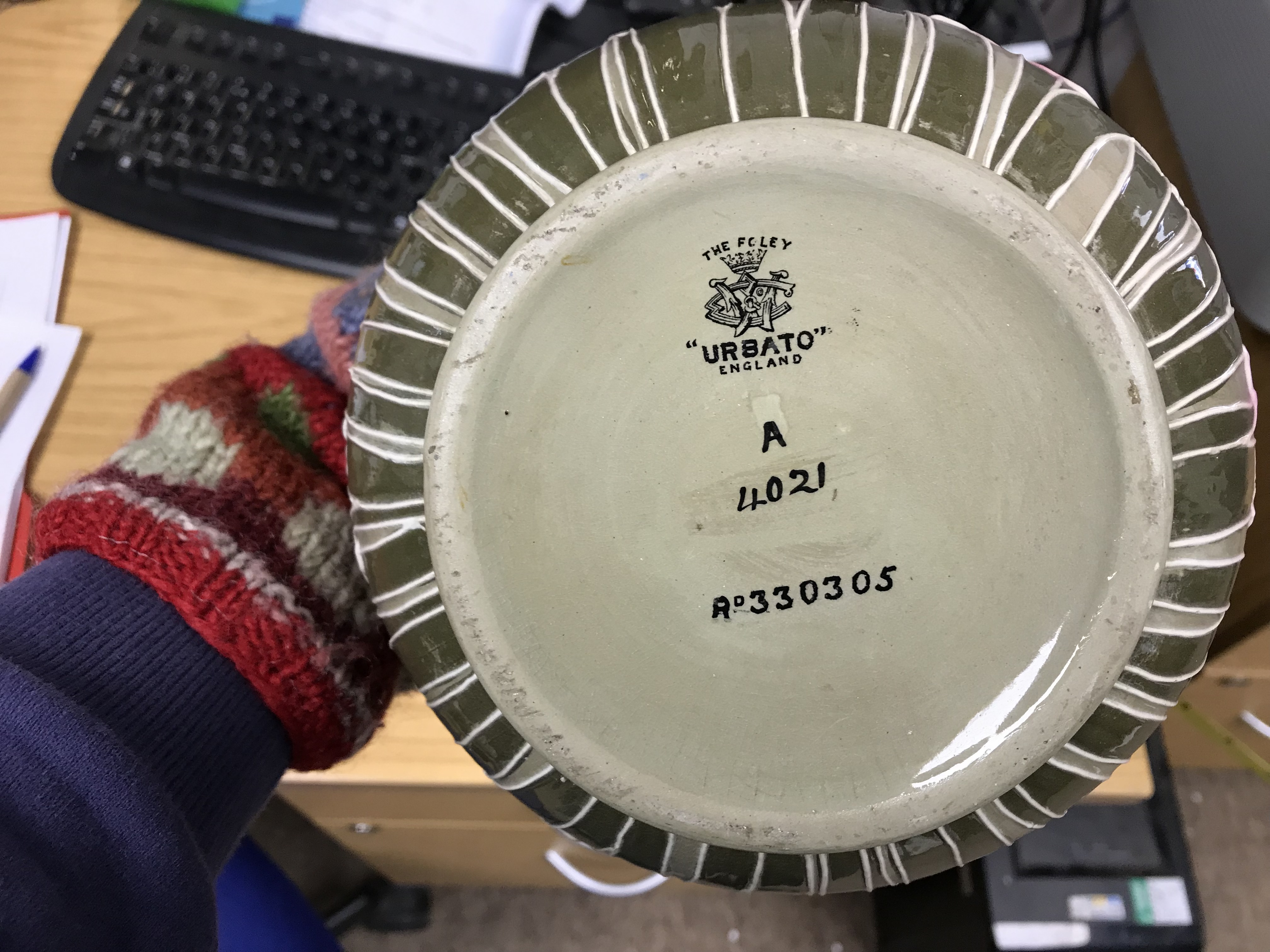 A Royal Doulton blue and white vase decorated by Kelsall, Ridgeway's Gainsborough flow blue bowl, - Image 14 of 15