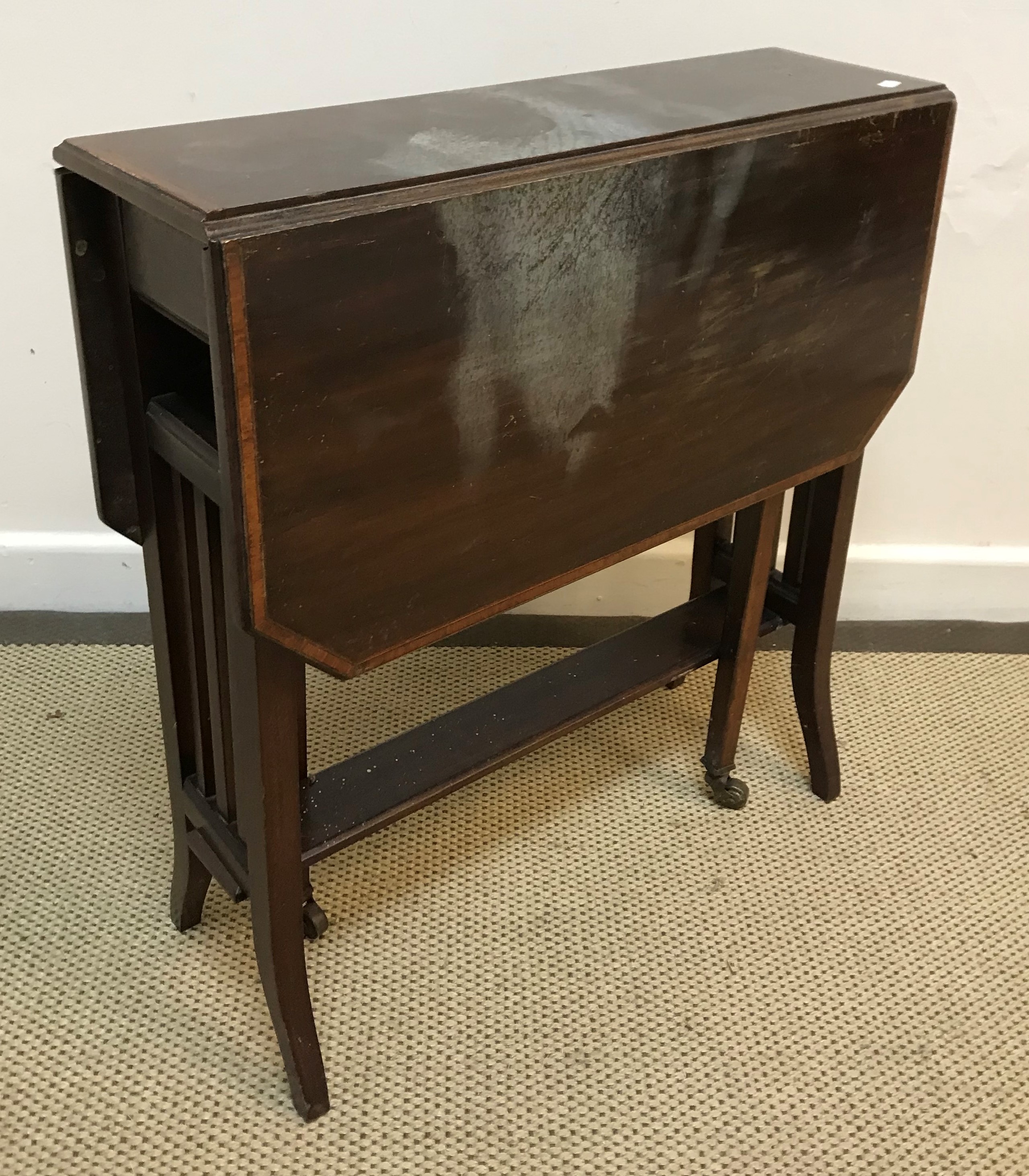 A Victorian mahogany duchess dressing table, 114 cm wide x 50 cm deep x 157. - Image 3 of 3