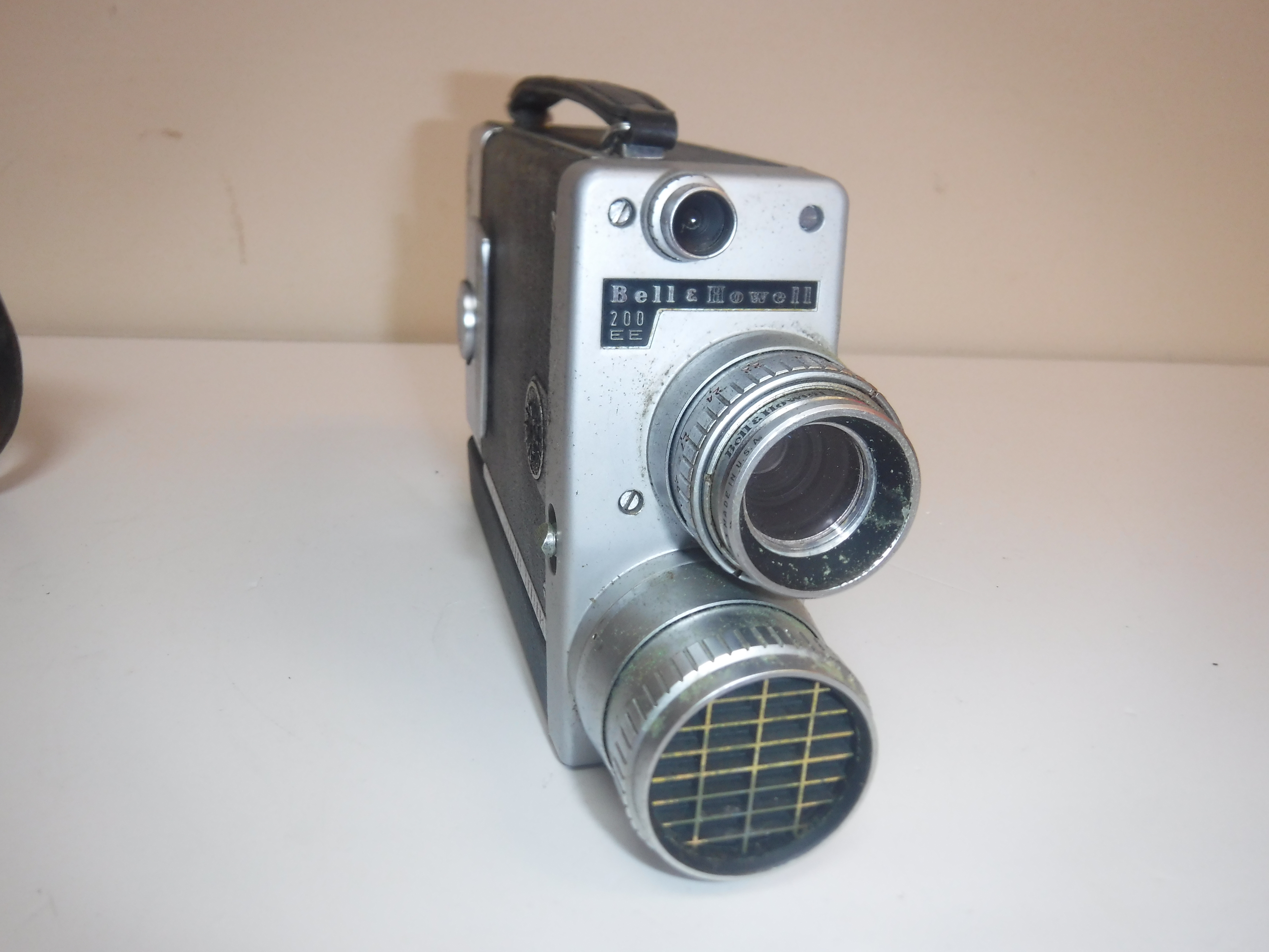 A collection of various mid 20th Century photographic equipment to include Miranda camera, - Image 51 of 52