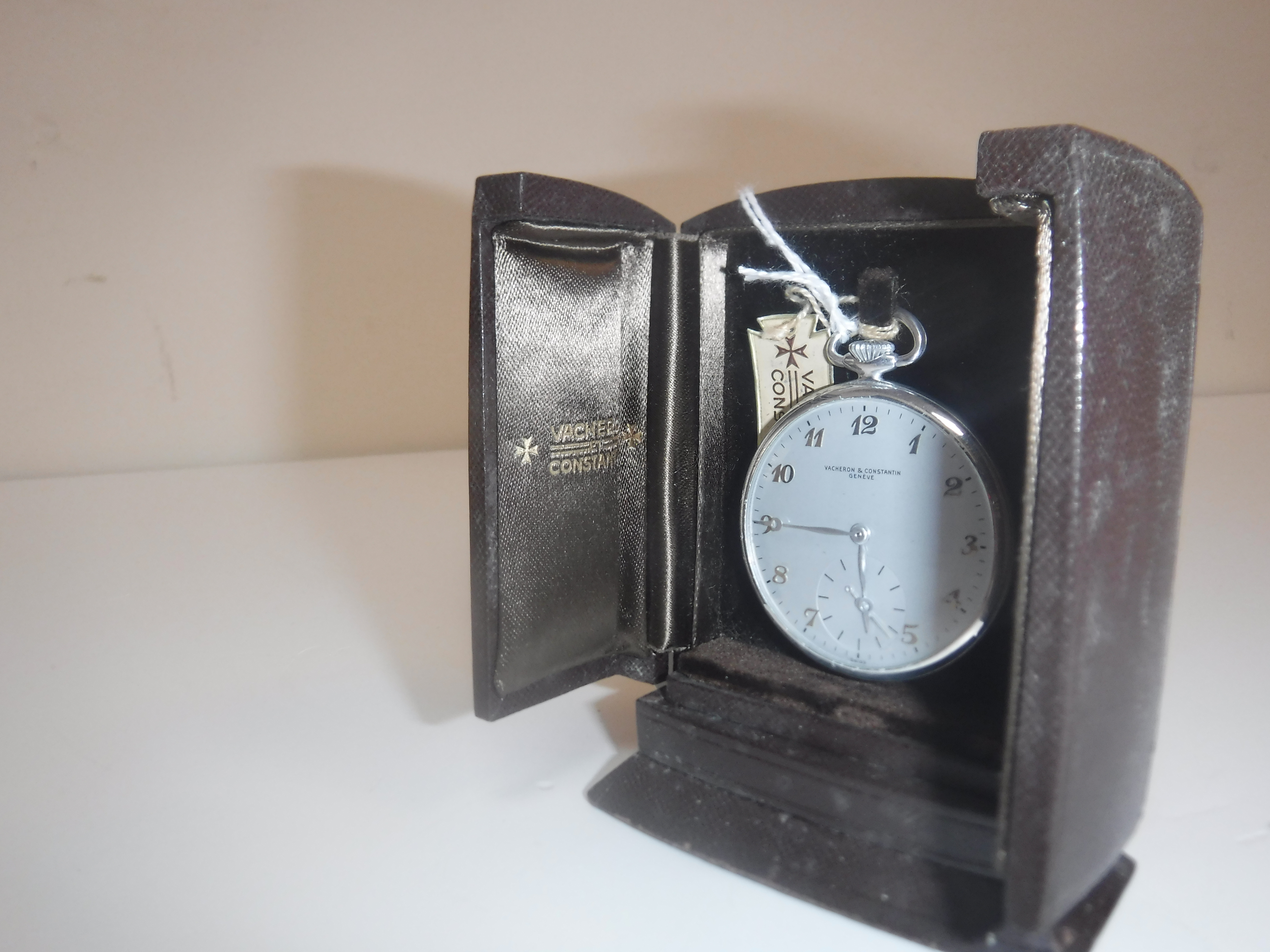 A Vacheron & Constantin aluminium cased pocket watch presented to GJ Campbell by Aluminium Ltd 1962 - Bild 7 aus 19