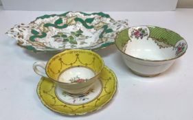 A box of various china wares to include Jackson & Gosling Ye Old English Grosvenor china yellow