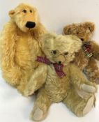 A Jennifer Coley of Cheltenham Cotswold Bears gold plush mohair bear "Fabien",