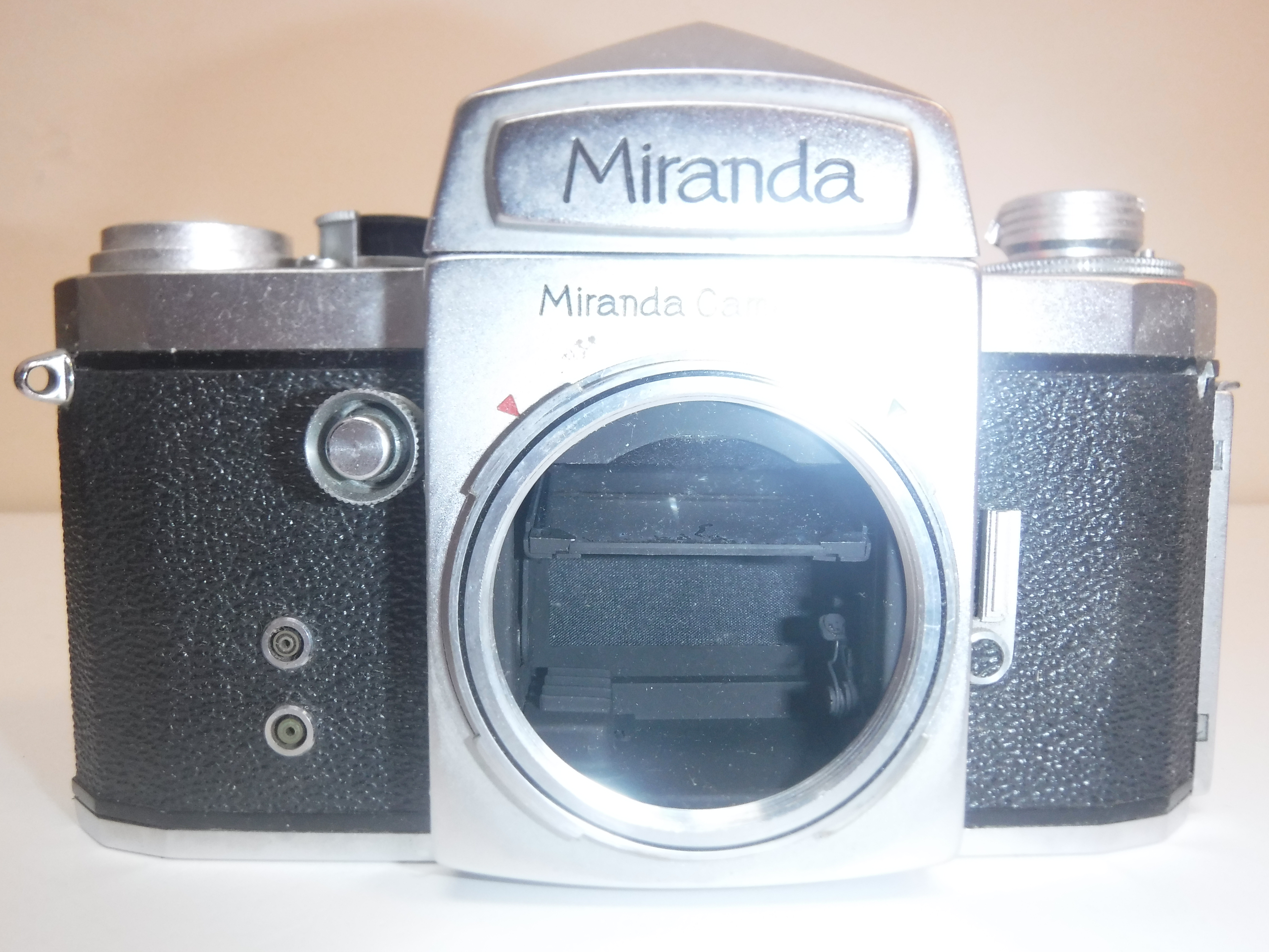 A collection of various mid 20th Century photographic equipment to include Miranda camera, - Image 5 of 52
