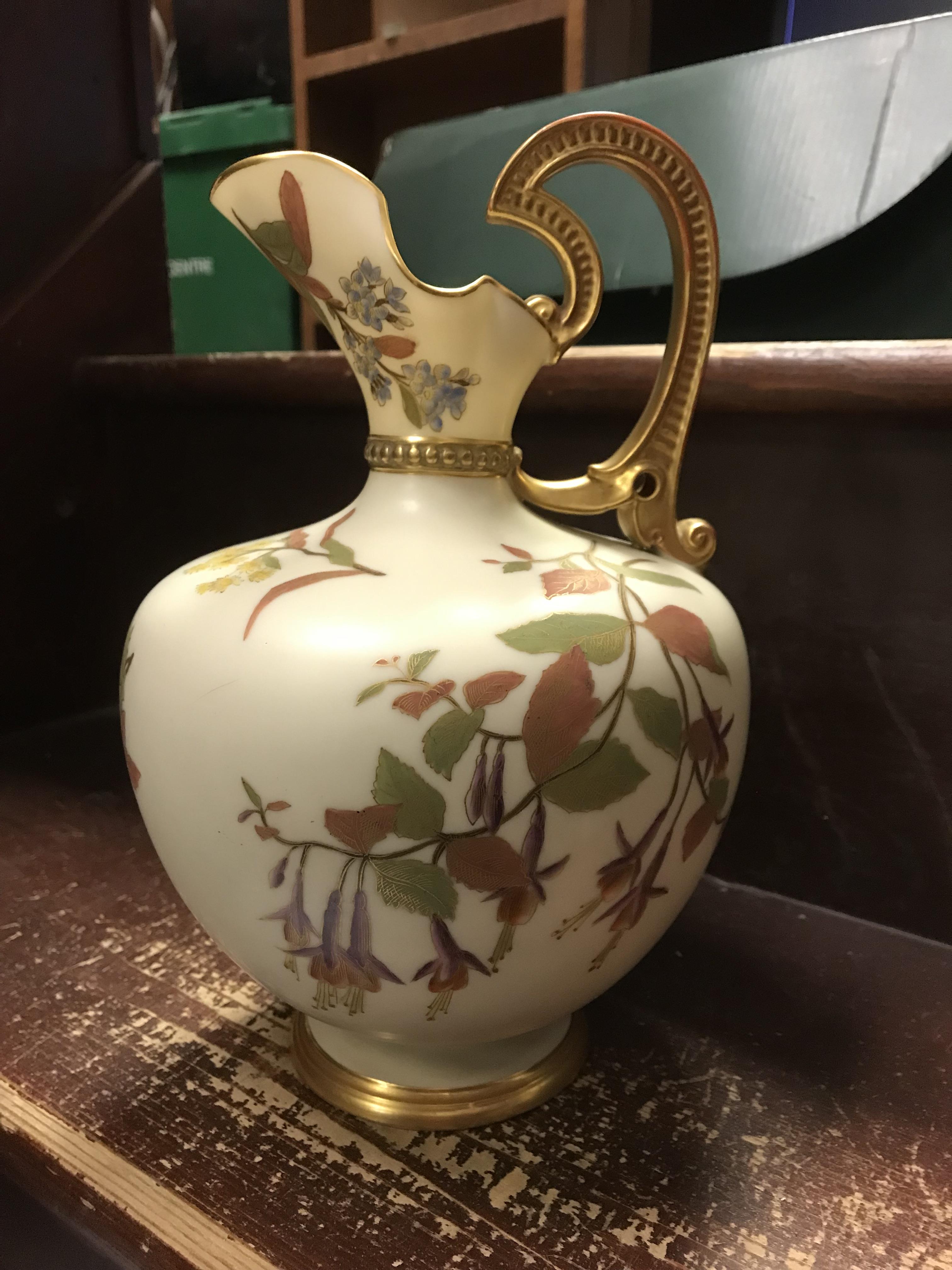 A Royal Worcester blushware jug with floral decoration No'd 4227 dated marked for 1890 25 cm high - Image 5 of 14