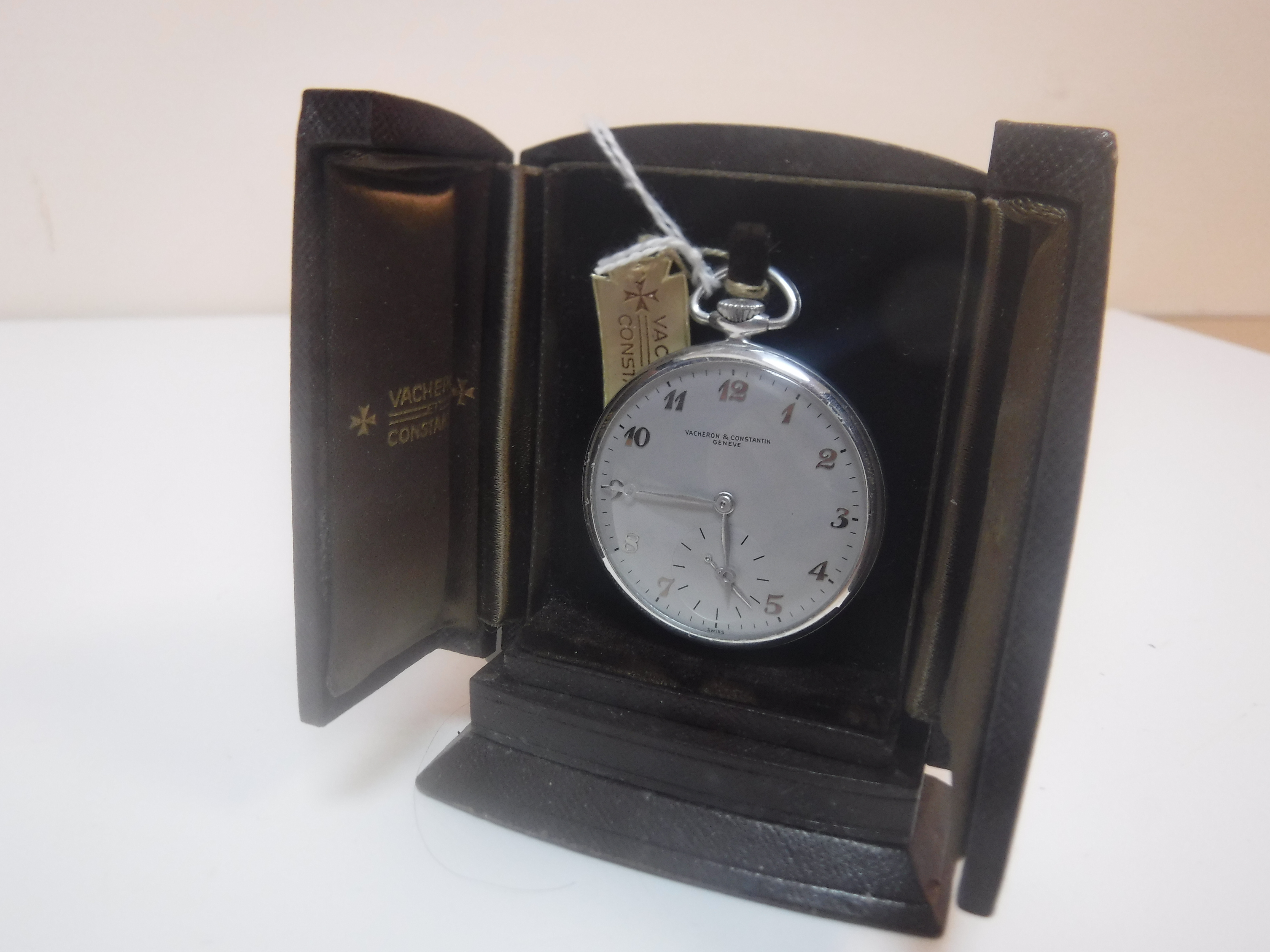 A Vacheron & Constantin aluminium cased pocket watch presented to GJ Campbell by Aluminium Ltd 1962 - Bild 3 aus 19