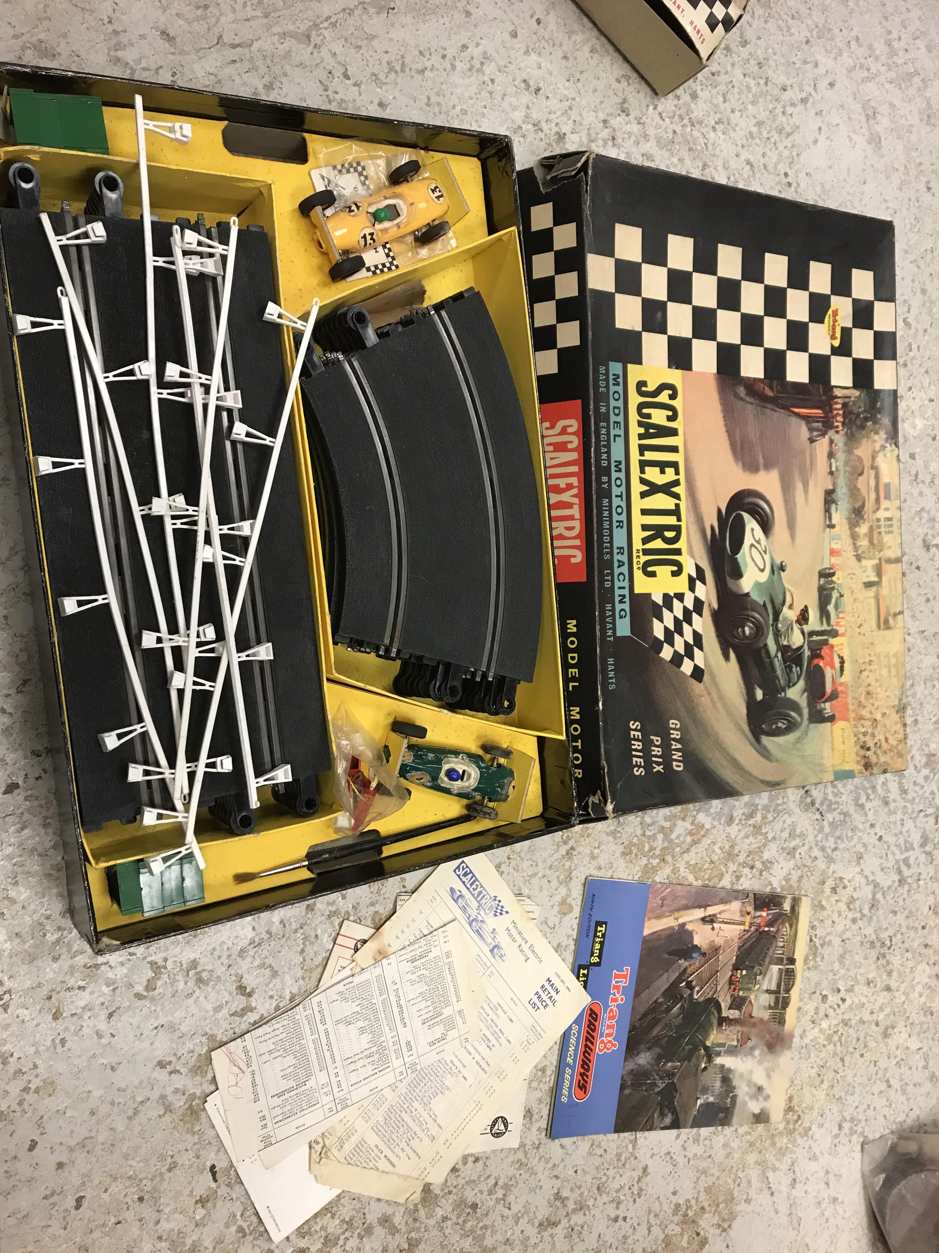 A collection of various Scalextric including Grand Prix Series, set No. - Image 12 of 16