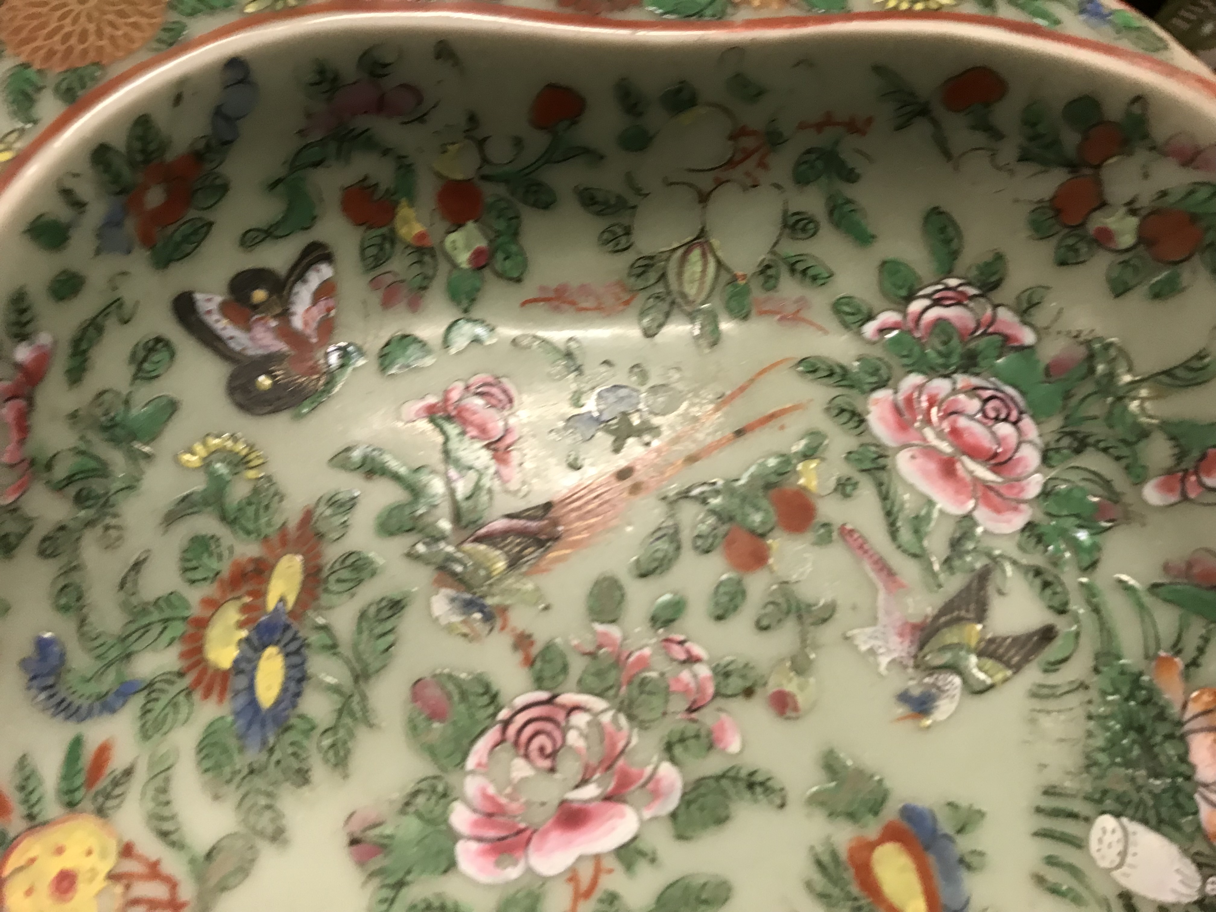 A 19th Century Chinese famille rose leaf shaped serving dish with half rim and all-over floral and - Image 6 of 22
