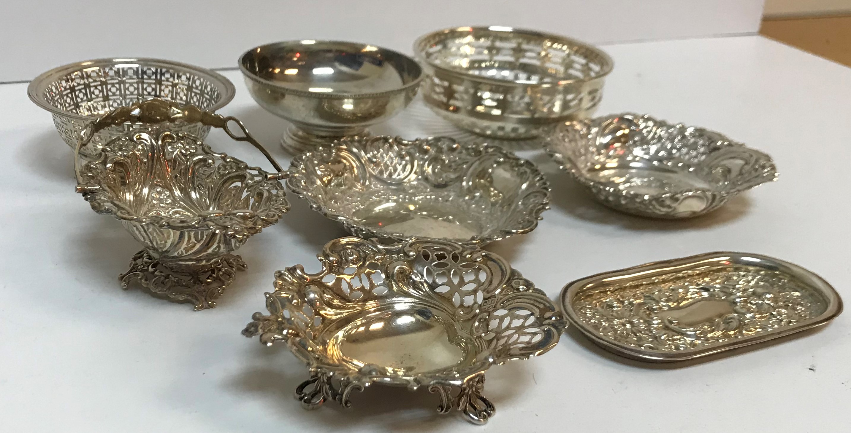 A collection of eight various silver bon bon dishes/trinket dishes some with pierced decoration to - Image 2 of 3