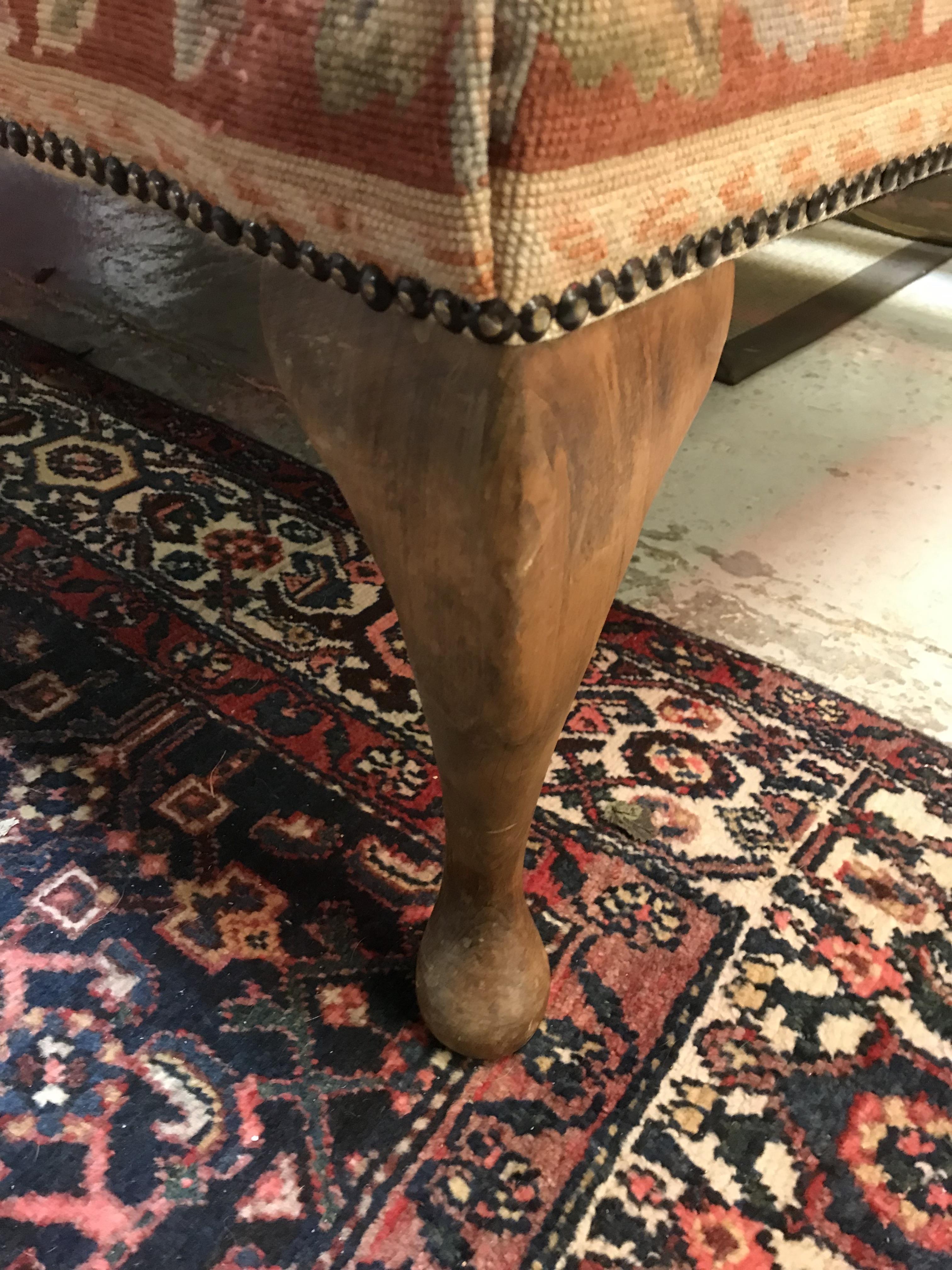 A modern floral tapestry upholstered rectangular drawing room stool on beech cabriole legs to pad - Image 2 of 16