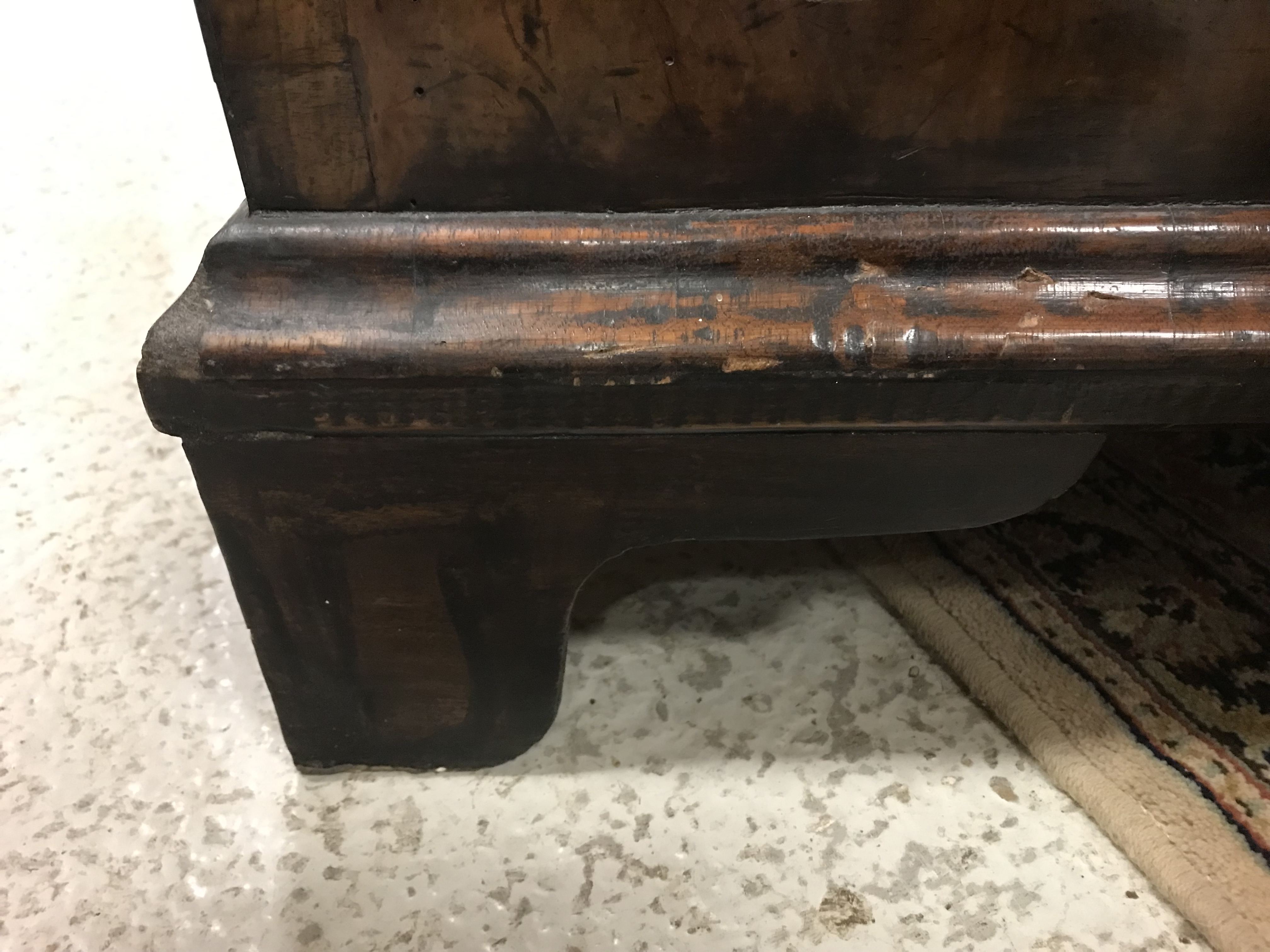 An early 18th Century walnut bureau, - Image 29 of 48