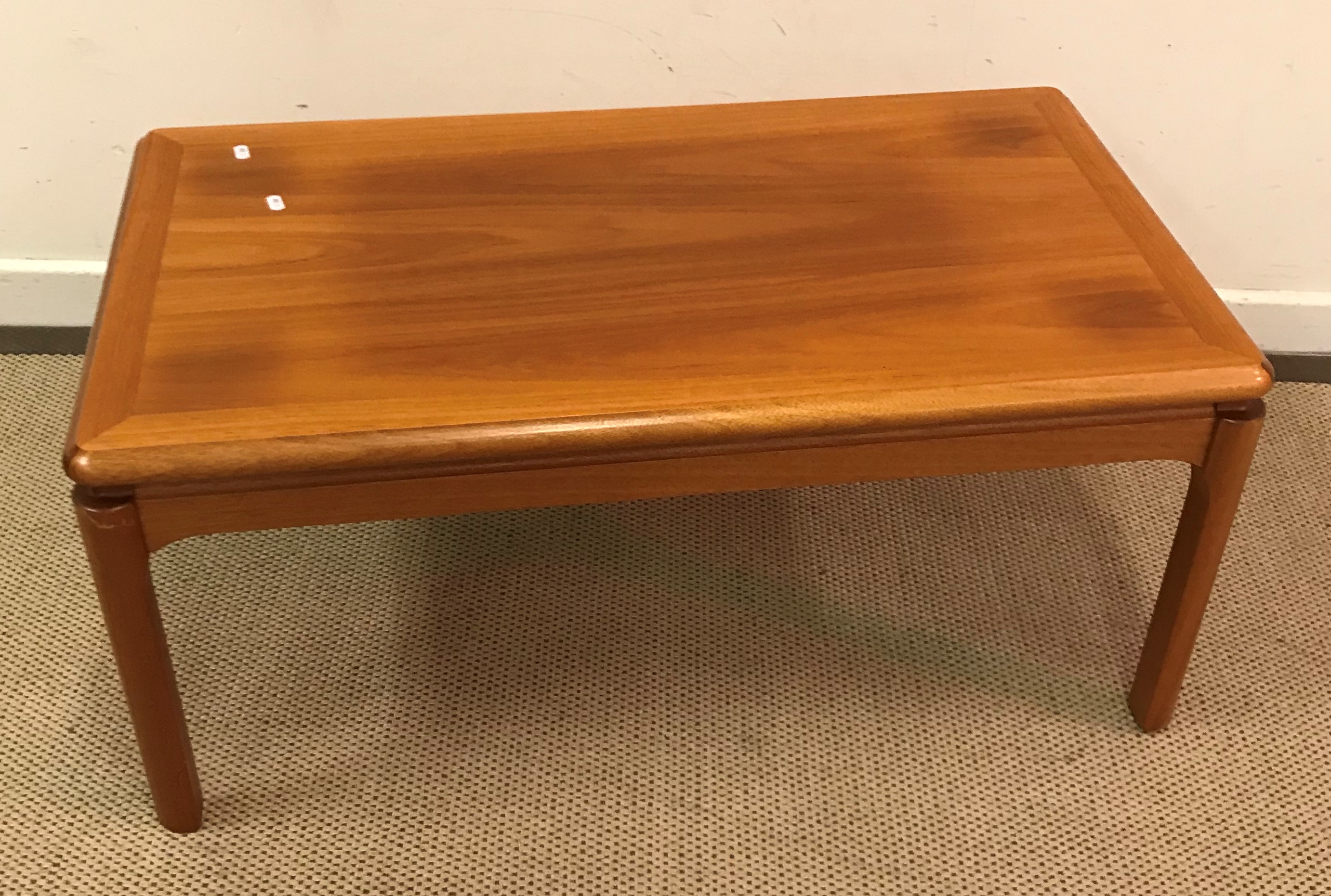 A modern teak rectangular dining table of plain form, 154.5 cm wide x 91. - Image 2 of 6