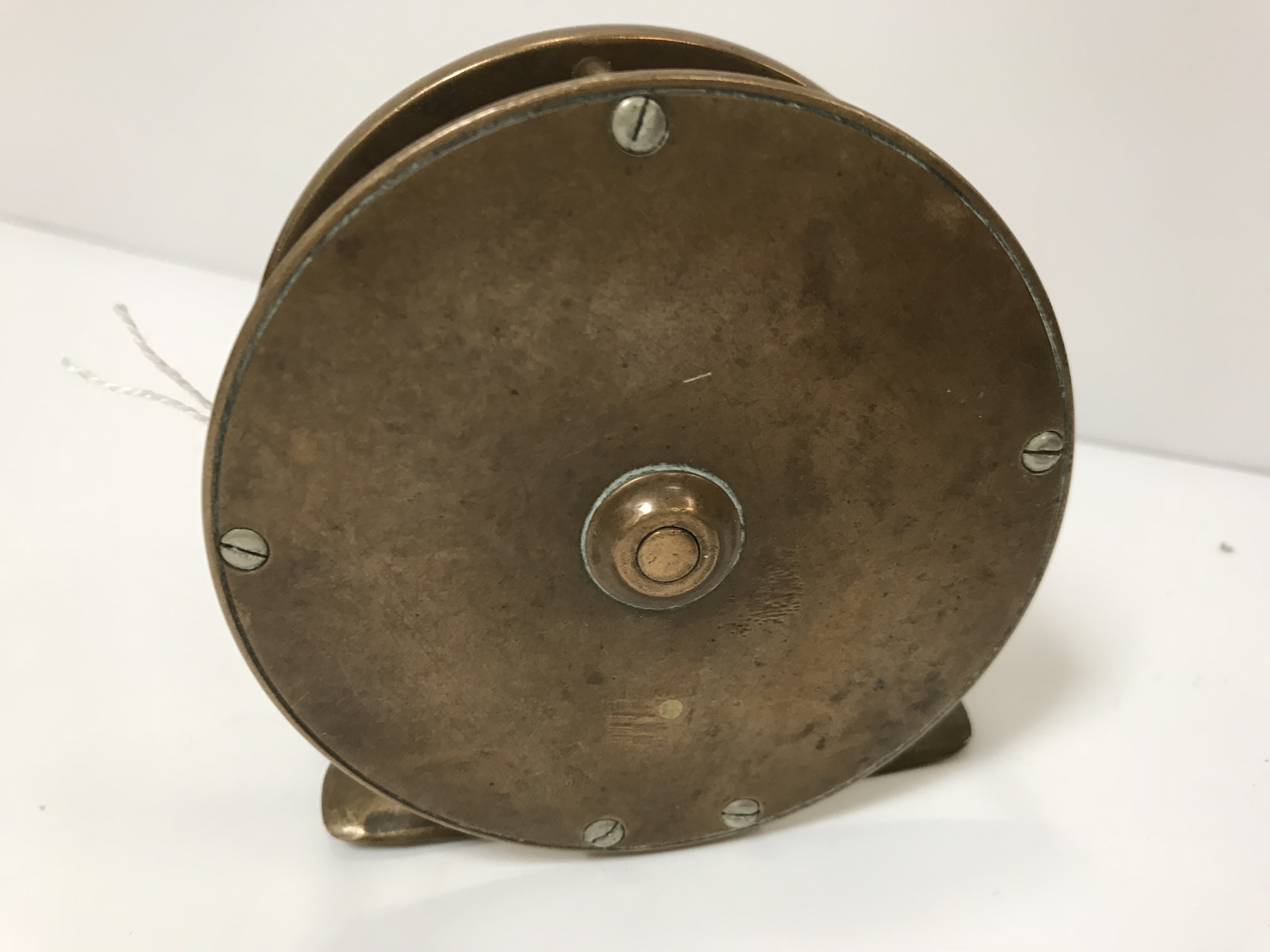 An Oakes & Co. Limited of Madras 3½" bronze plate wind salmon fly reel 8.8 cm - Image 3 of 5