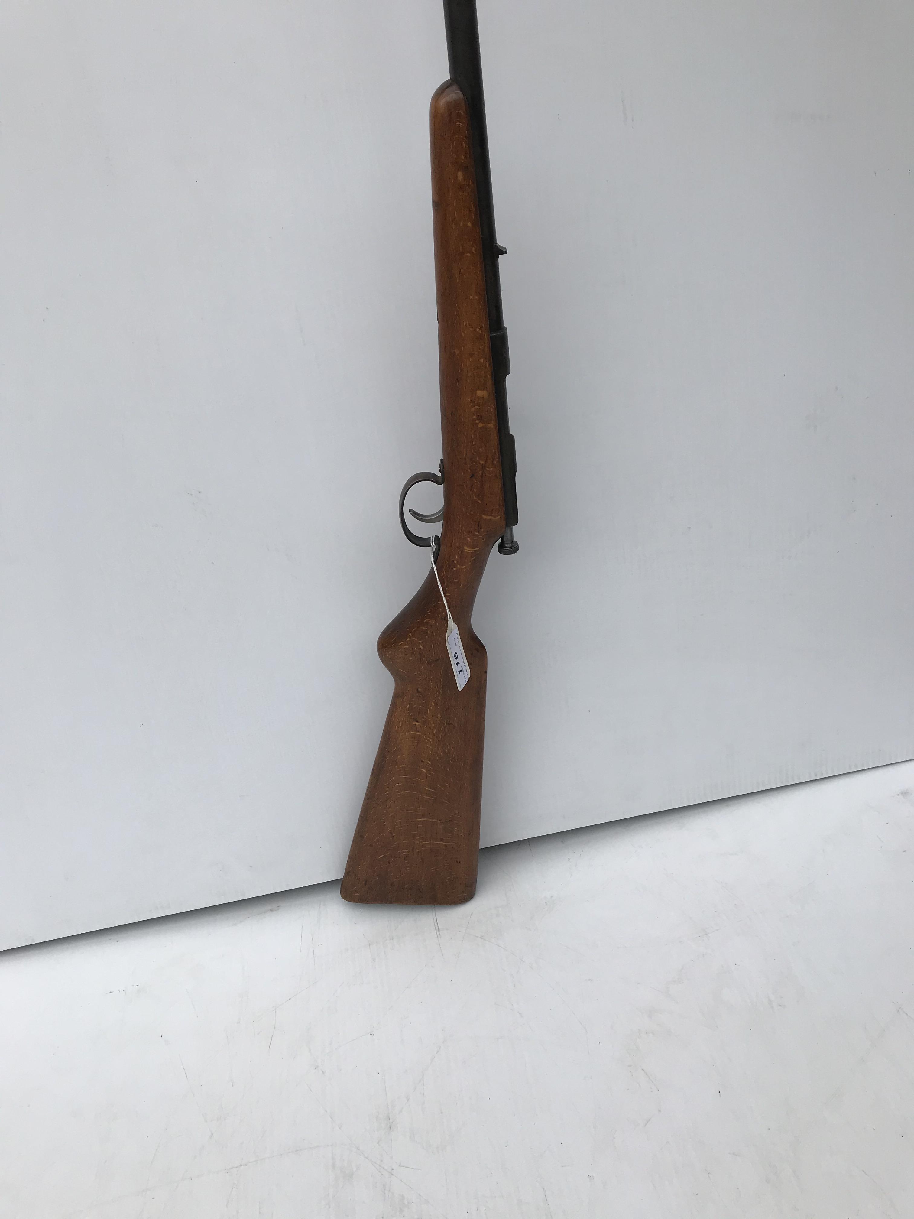 A Victor Model III/I 9 mm Glatt gun single barrel bolt action 22" barrel (Requires current