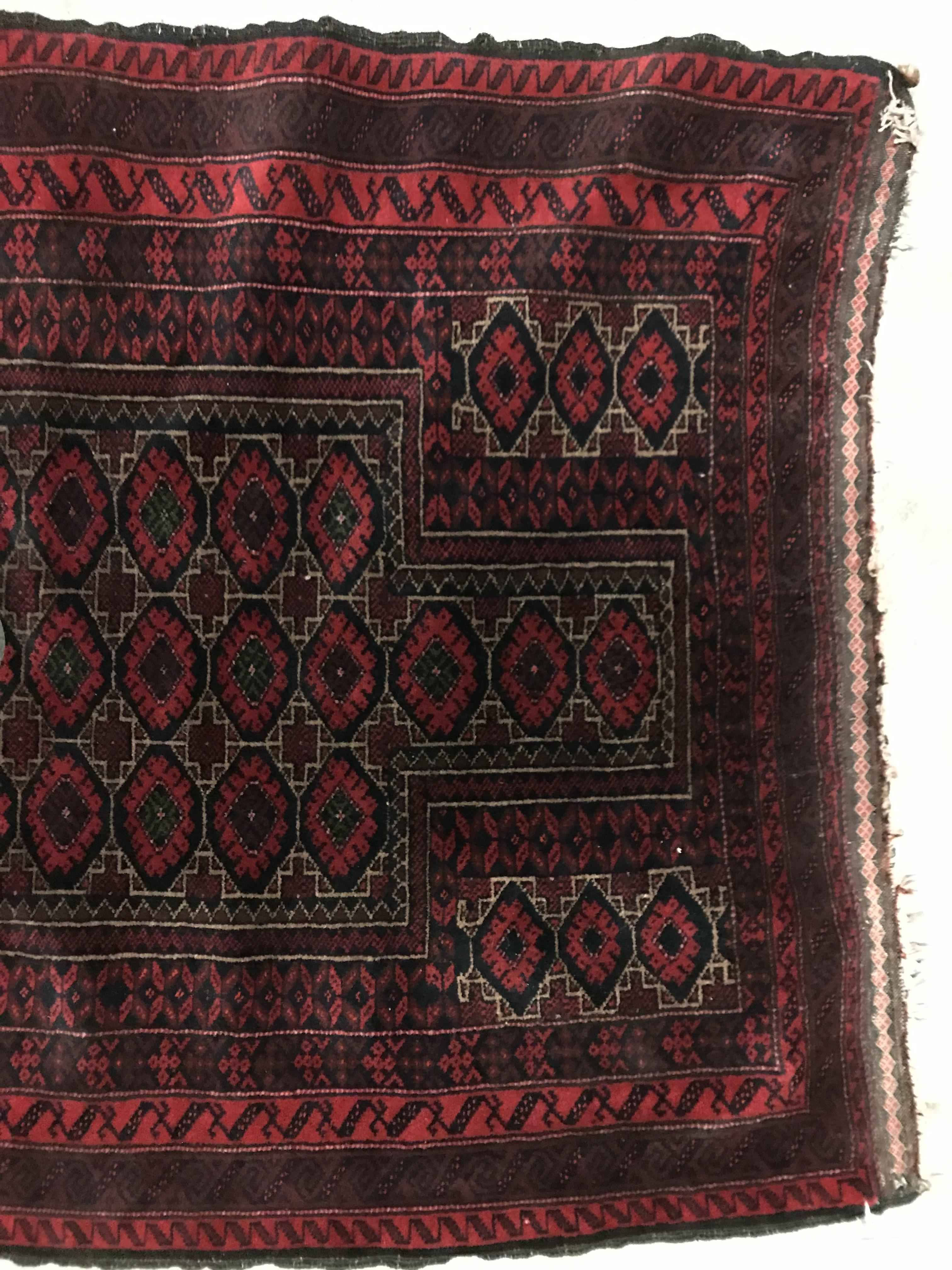 A Belouch prayer rug, the central panel - Image 4 of 10