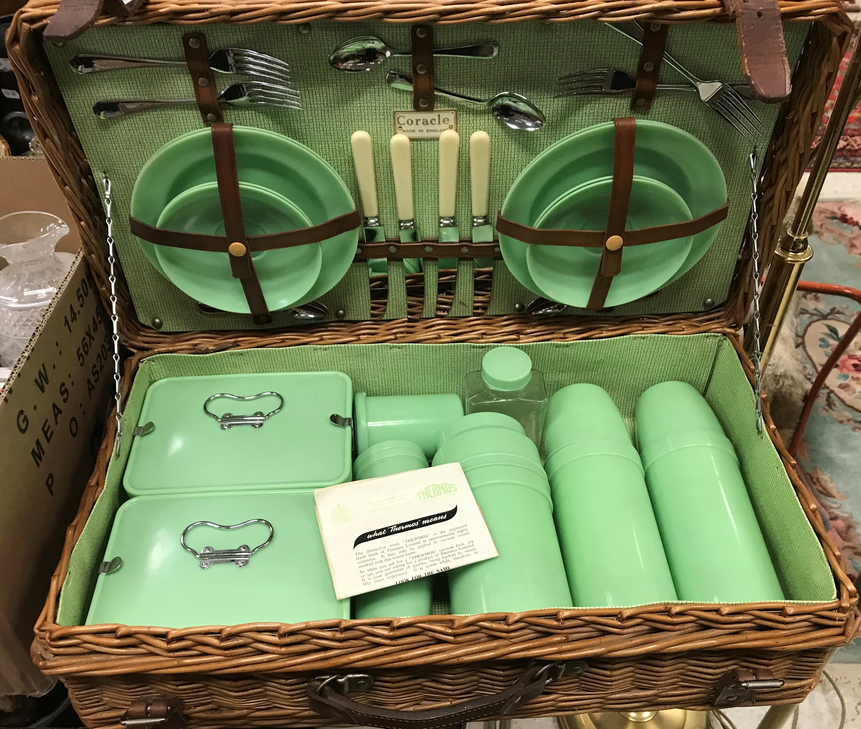 A vintage cane coracle picnic basket wit - Image 2 of 2