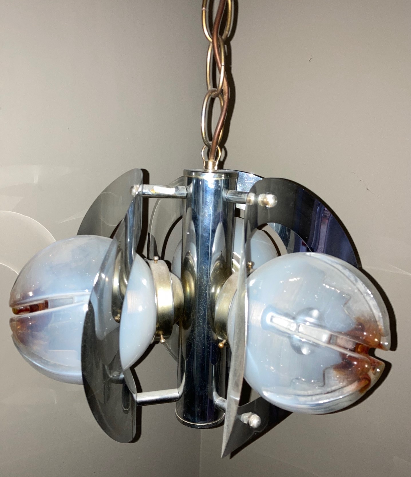 A French chromium plated light fitting of concave circular pierced discs fitted with moulded glass - Image 3 of 3