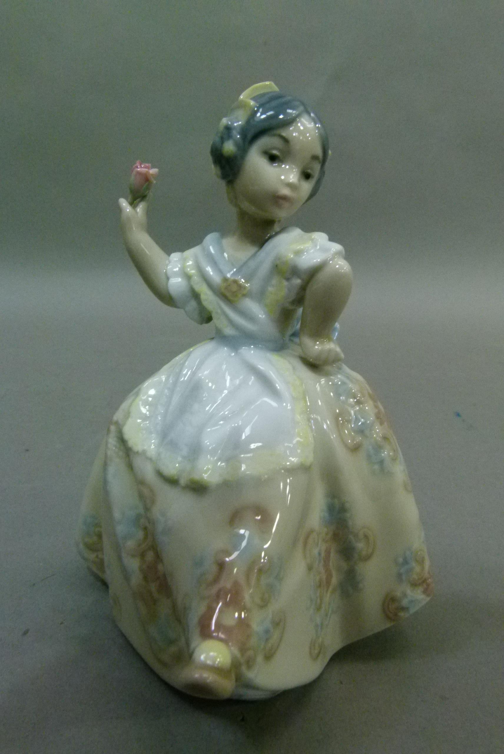 A Lladro figure Carmencita, code 5373, year 1988, 14cm high