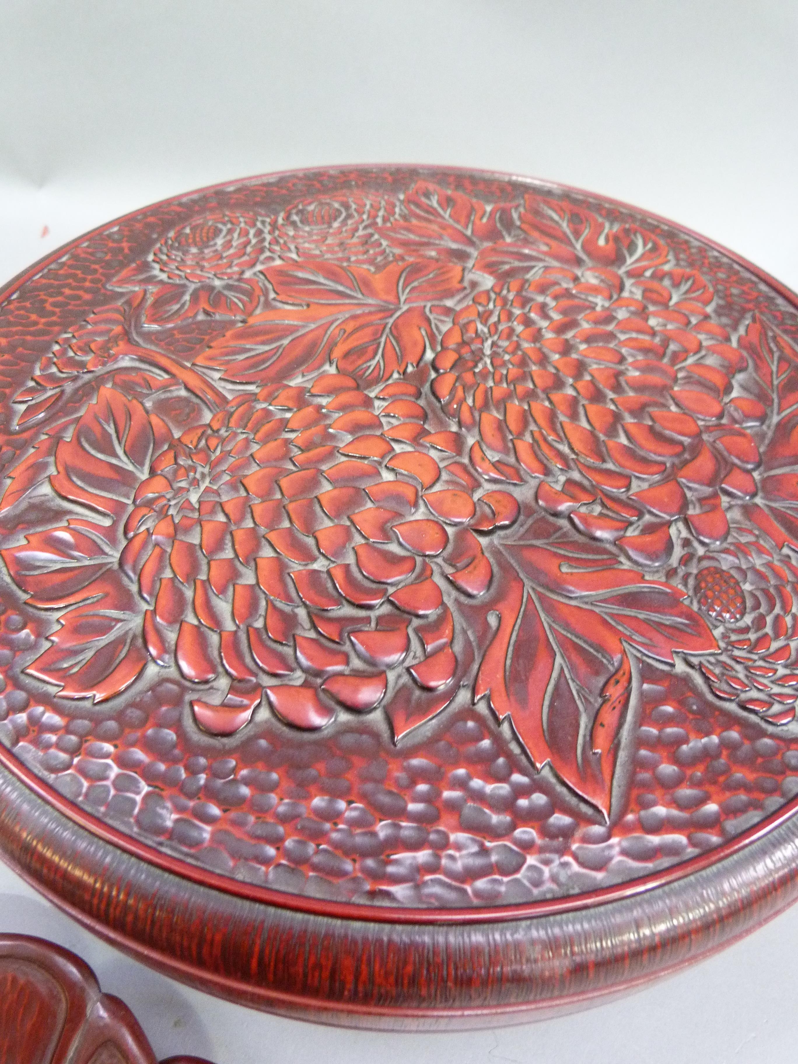 A red lacquered hors d'oeuvre set in a pedestal stand with the cover moulded with chrysanthemum; - Image 2 of 2