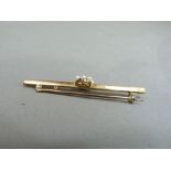 A seed pearl cluster set bar brooch in 15ct gold c.1925, approximate size of pearls 2mm, approximate