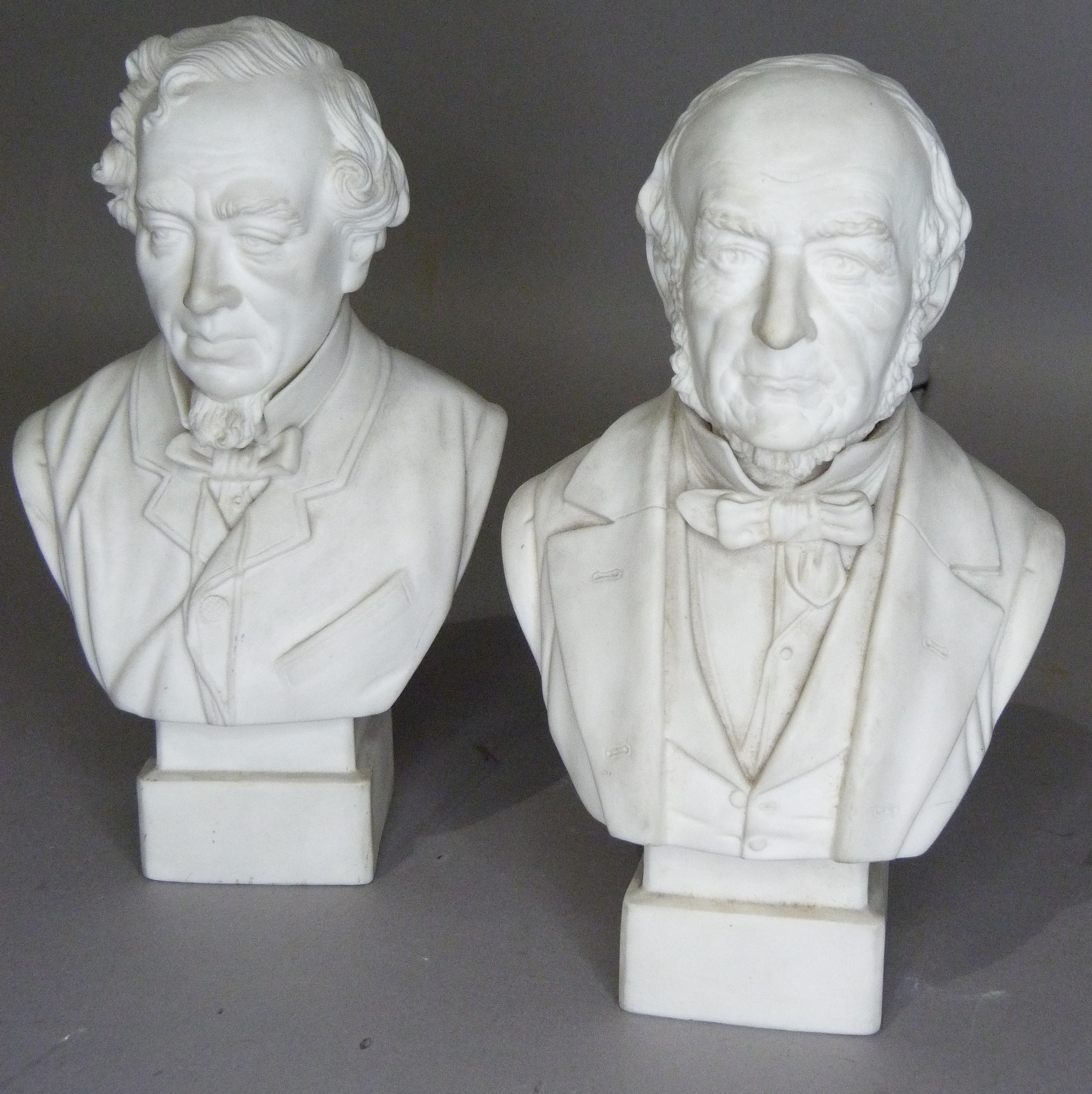 A pair of Parian busts of Disraeli and Gladstone on square bases, approx 20cm high - Image 3 of 3